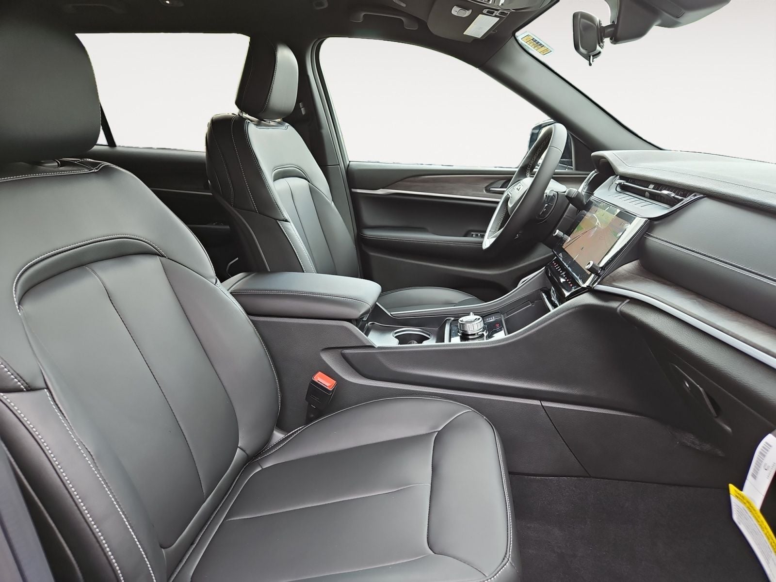 New 2026 Jeep Grand Cherokee L Limited - photo - 14