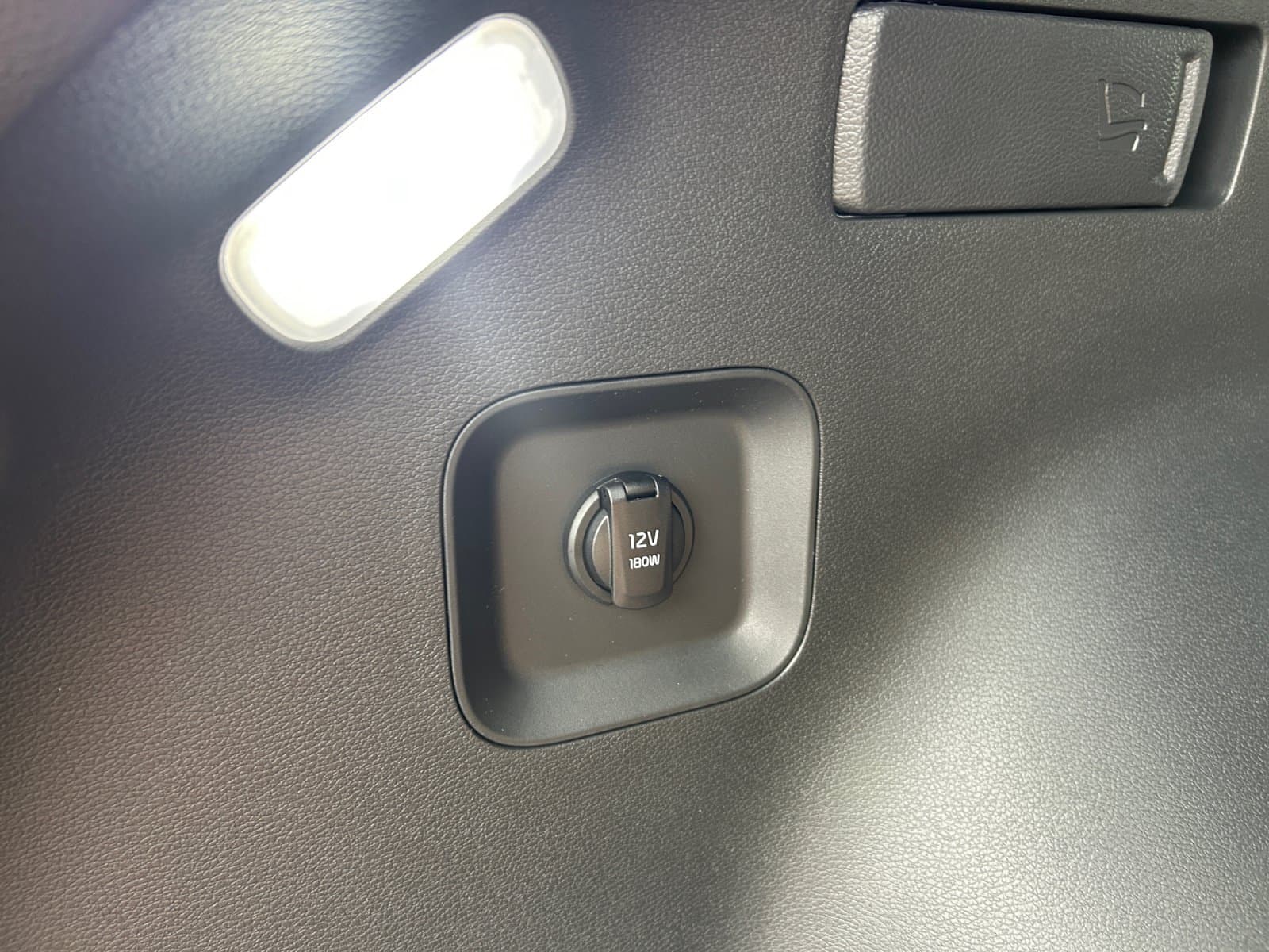 New 2027 Kia Sportage Hybrid X-Line - photo - 17