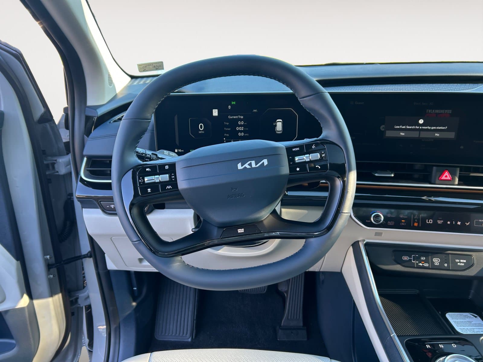 New 2027 Kia Carnival Hybrid SX Prestige - photo - 11