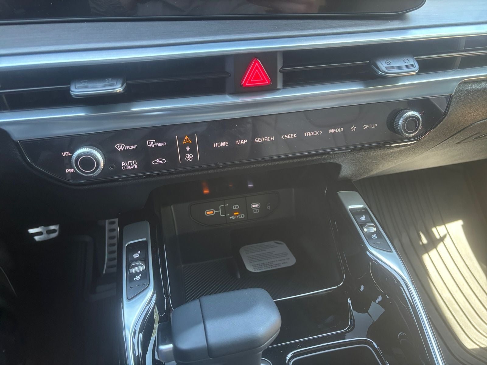 New 2026 Kia Sorento X-Line SX Prestige - photo - 26