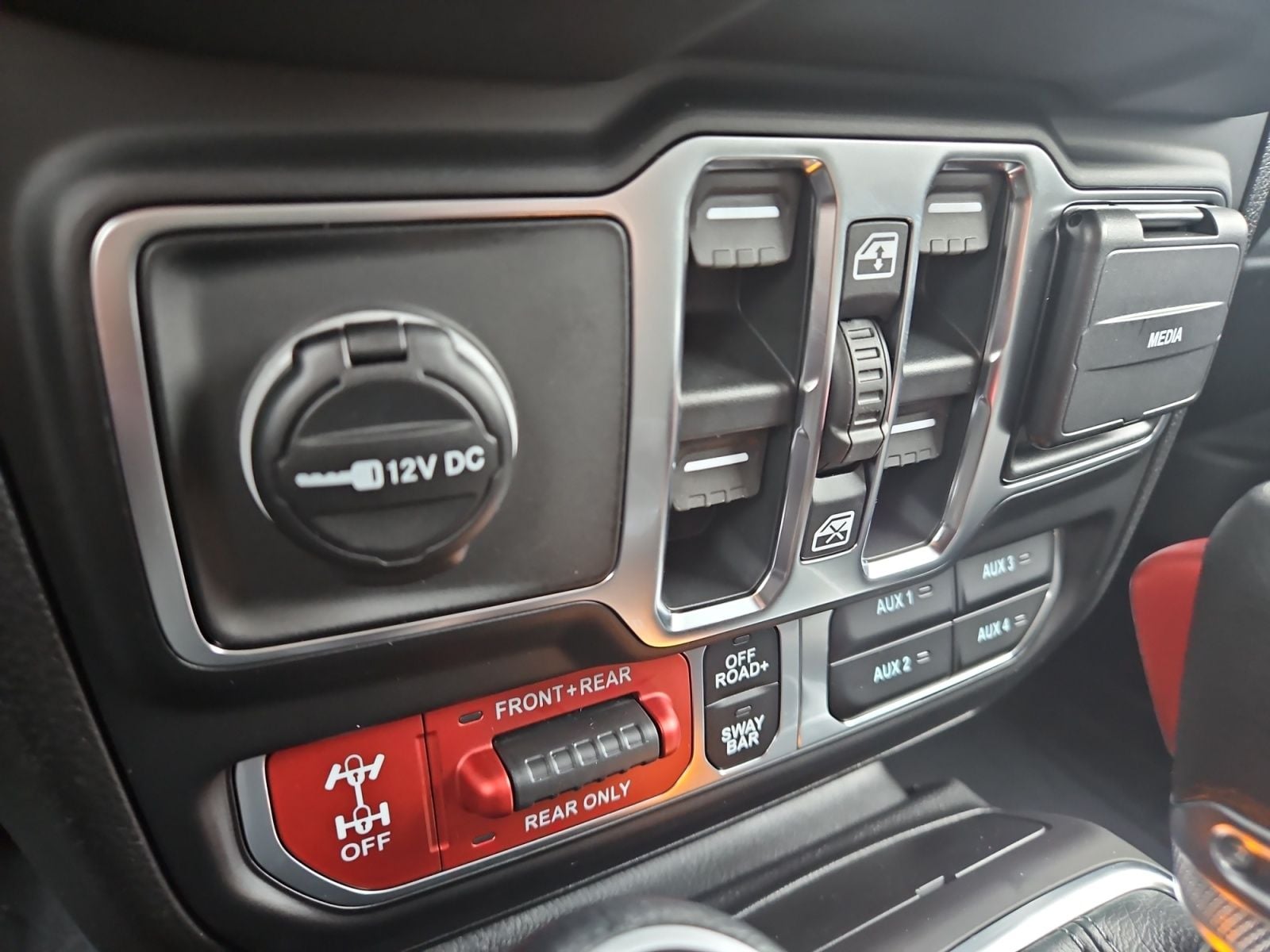 New 2026 Jeep Gladiator Rubicon - photo - 27