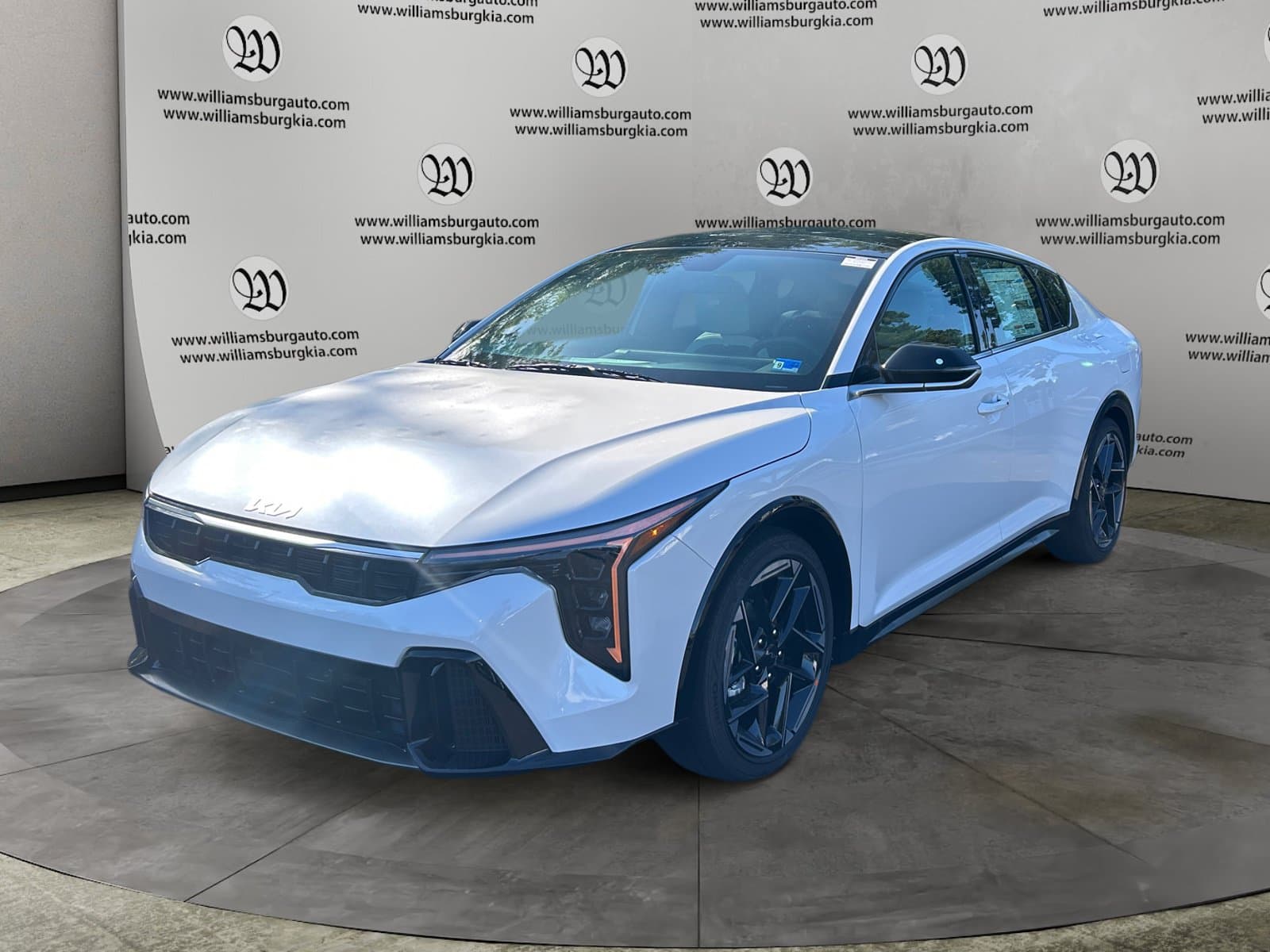 New 2026 Kia K4 GT-Line - photo - 0