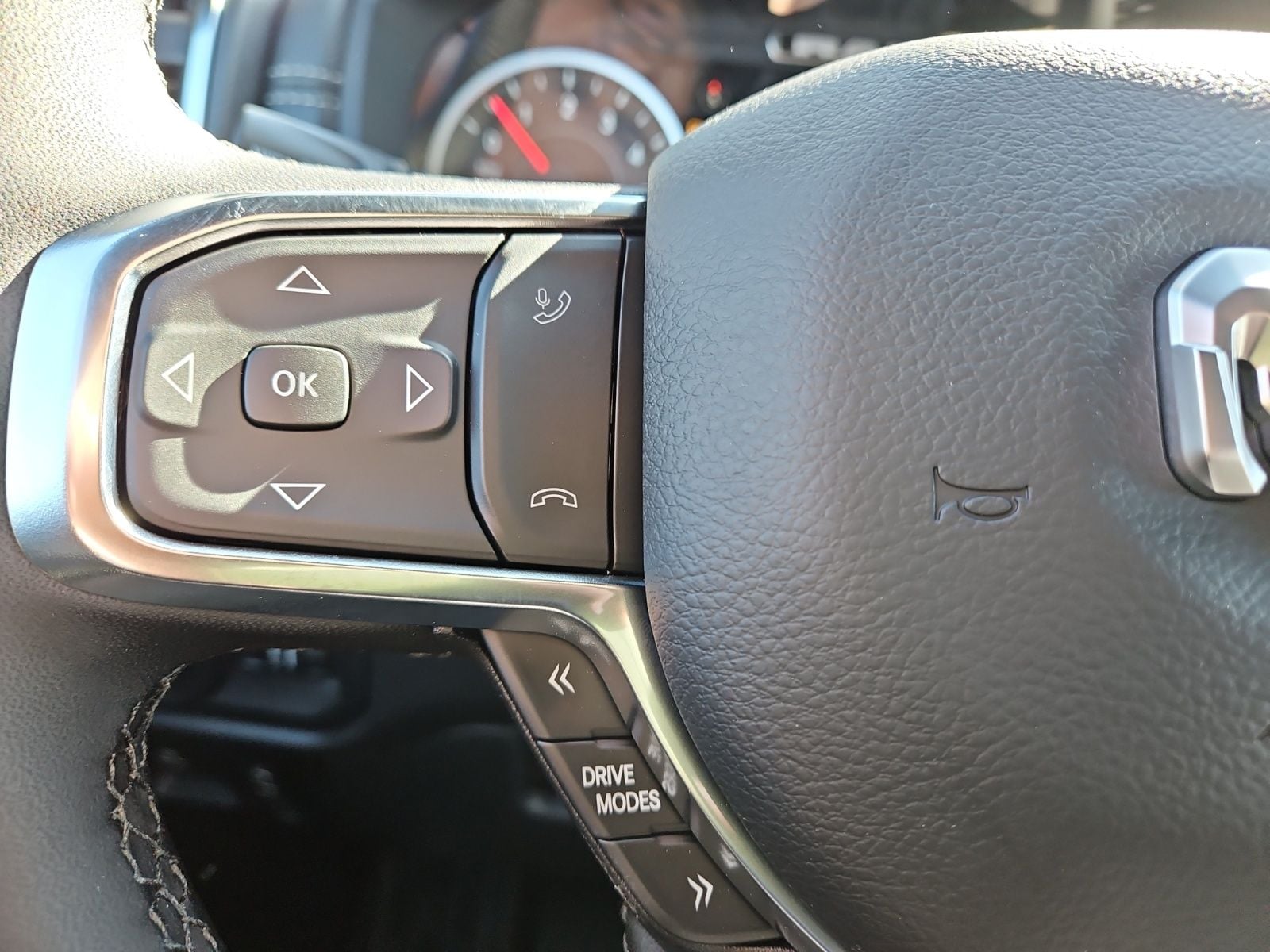 New 2026 Ram 1500 Laramie - photo - 24