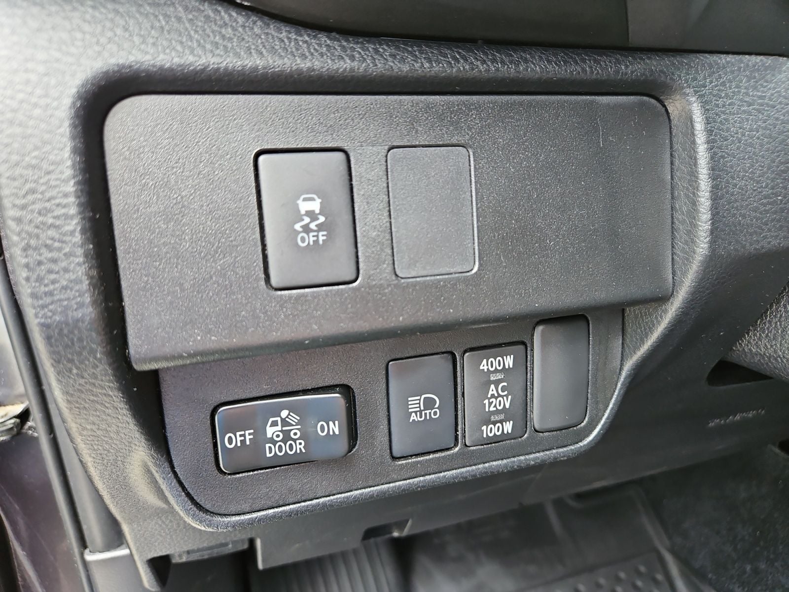 Pre-Owned 2020 Toyota Tacoma TRD Off-Road - photo - 22