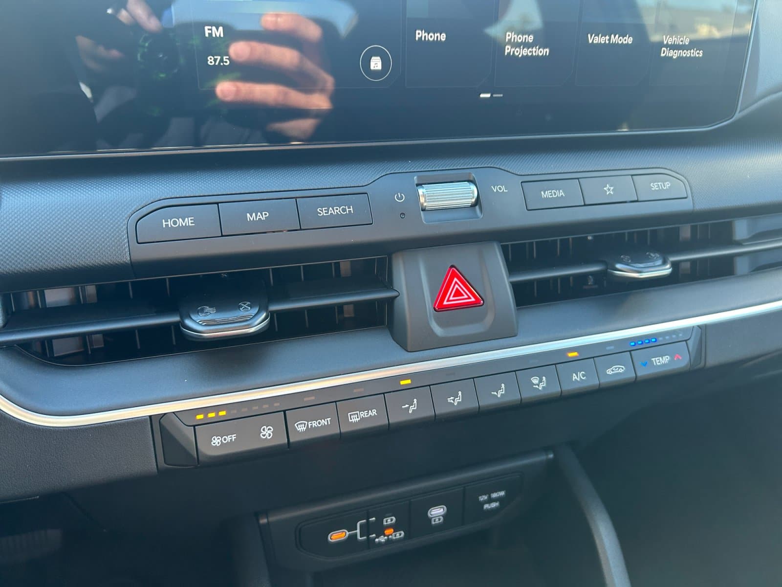 New 2026 Kia K4 LXS - photo - 26