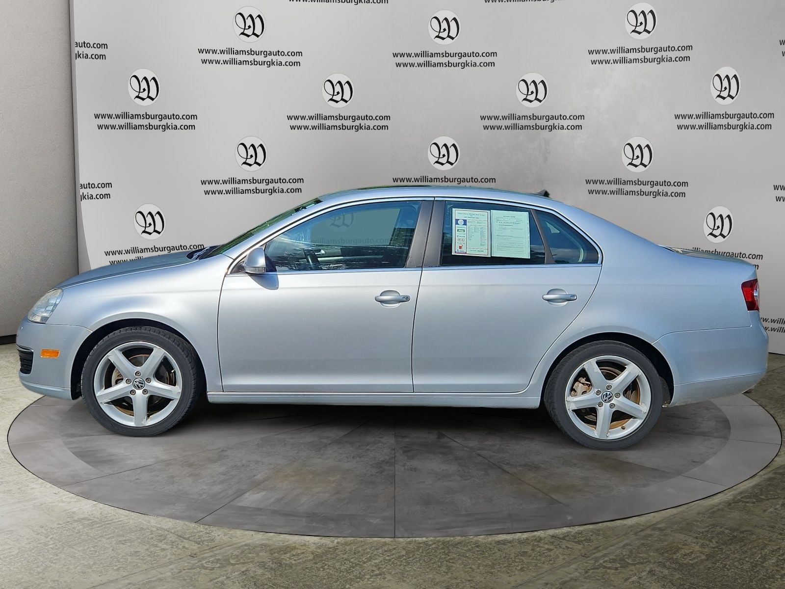 Pre-Owned 2008 Volkswagen Jetta - photo - 1