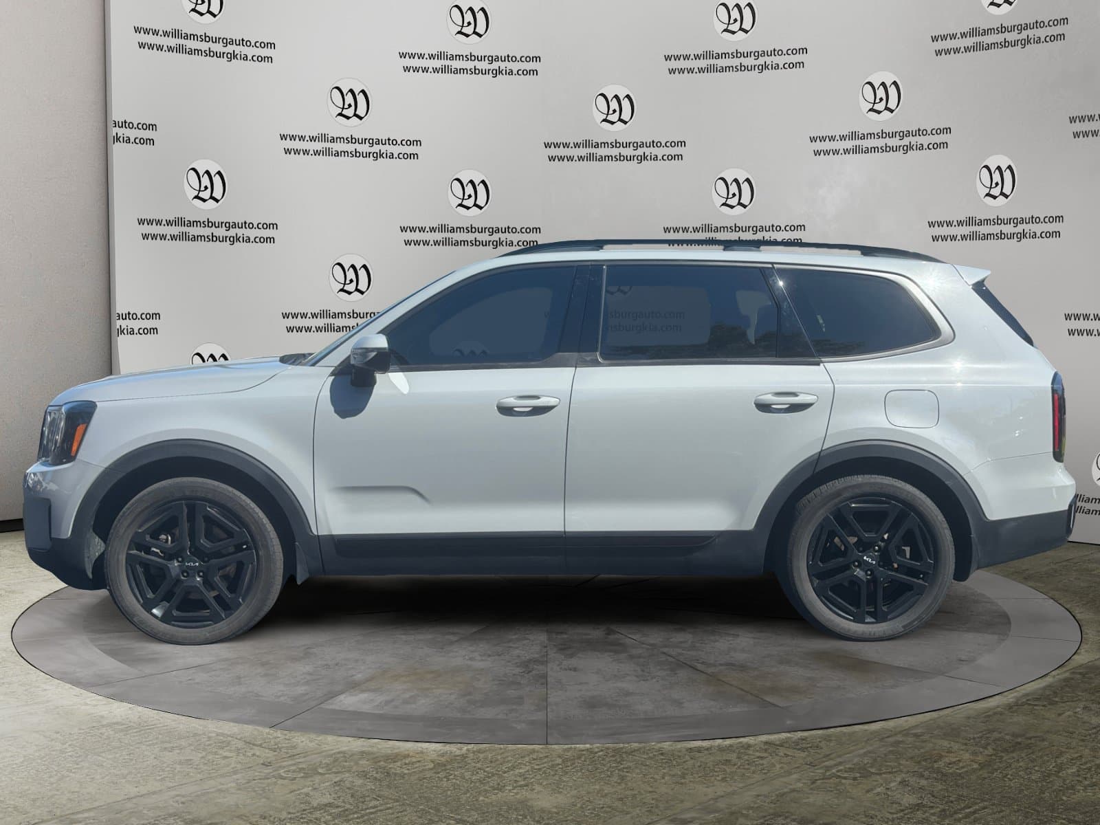 Pre-Owned 2024 Kia Telluride SX-Prestige X-Line - photo - 1