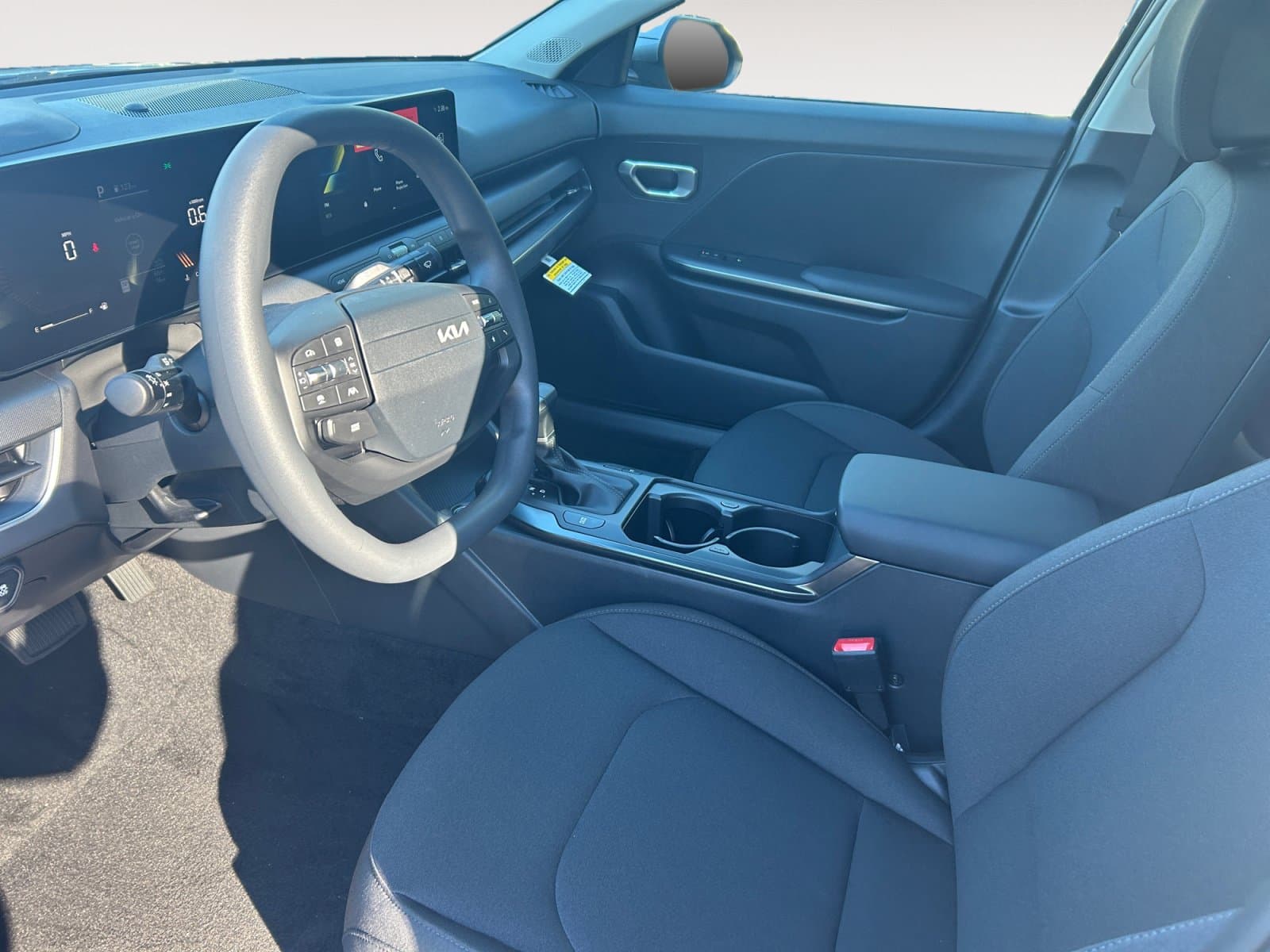 New 2026 Kia K4 LXS - photo - 8