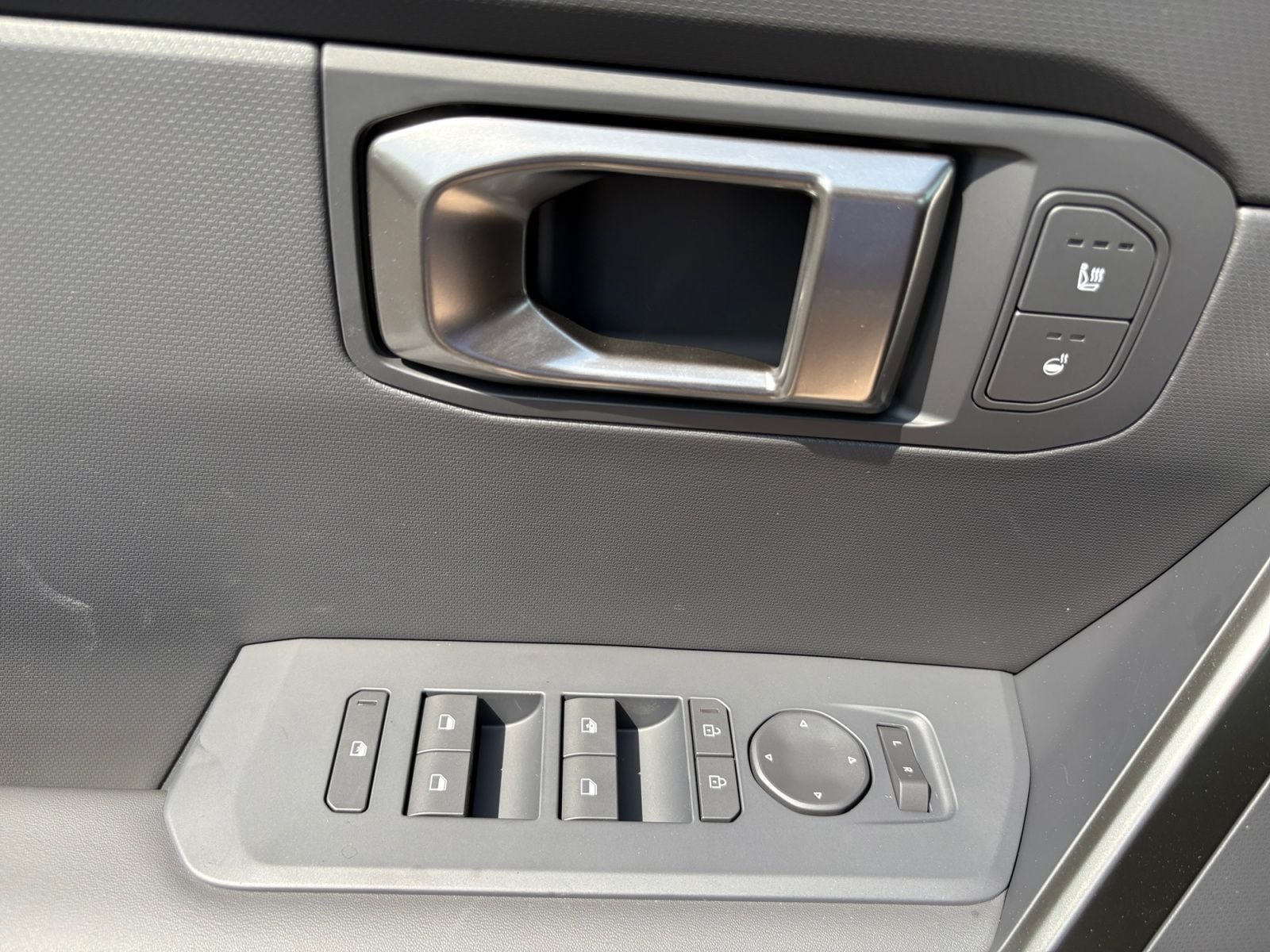 New 2027 Kia Seltos X-Line S - photo - 16