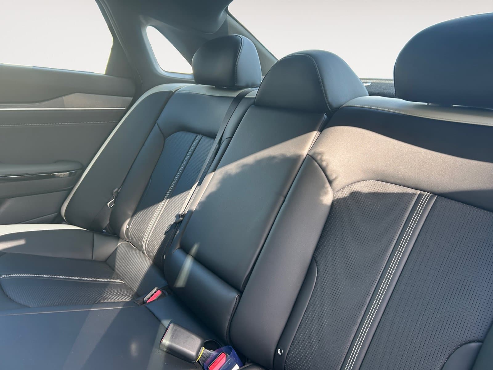 New 2026 Kia K5 GT-Line - photo - 12