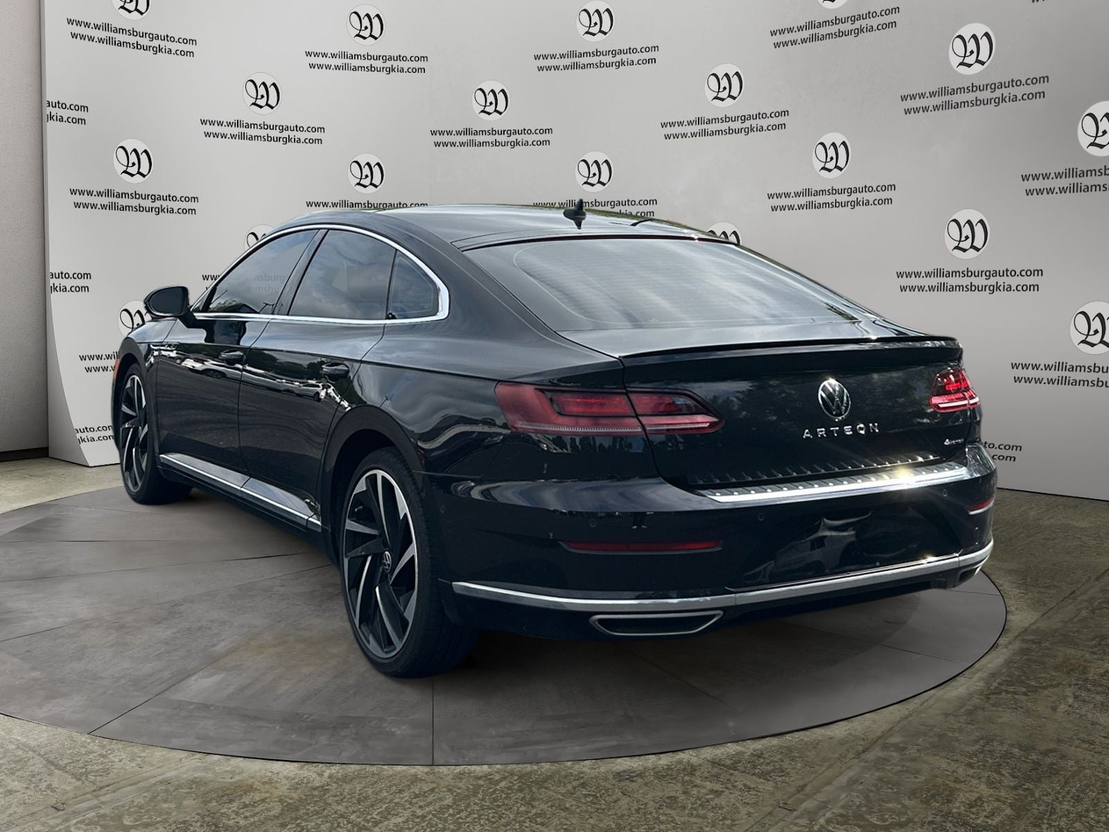 Pre-Owned 2023 Volkswagen Arteon 2.0T SEL Premium R-Line - photo - 1