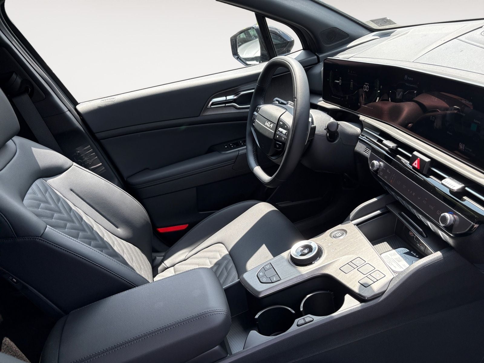 New 2027 Kia Sportage Hybrid X-Line - photo - 14