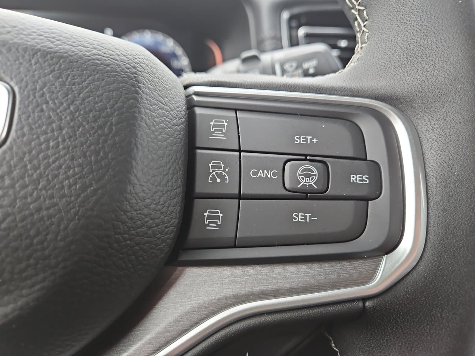 New 2026 Jeep Grand Wagoneer Limited Altitude - photo - 25