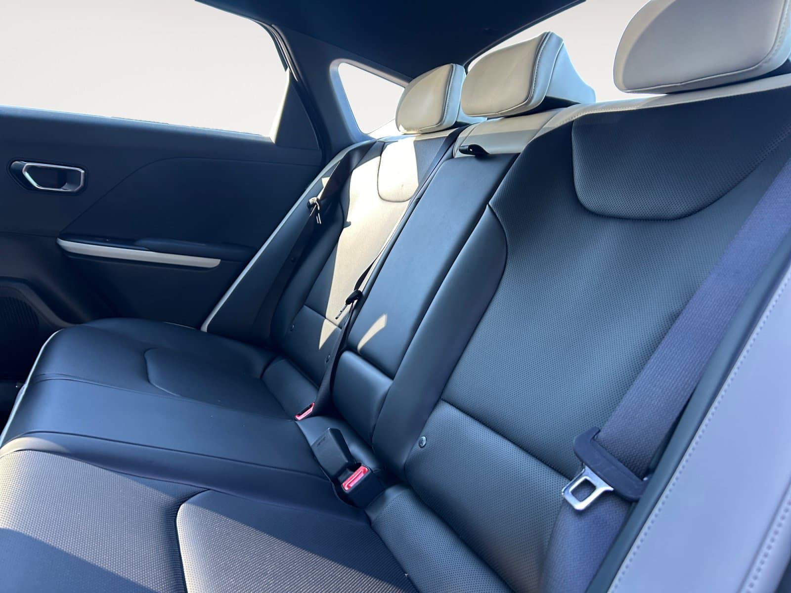 New 2026 Kia K4 GT-Line - photo - 12