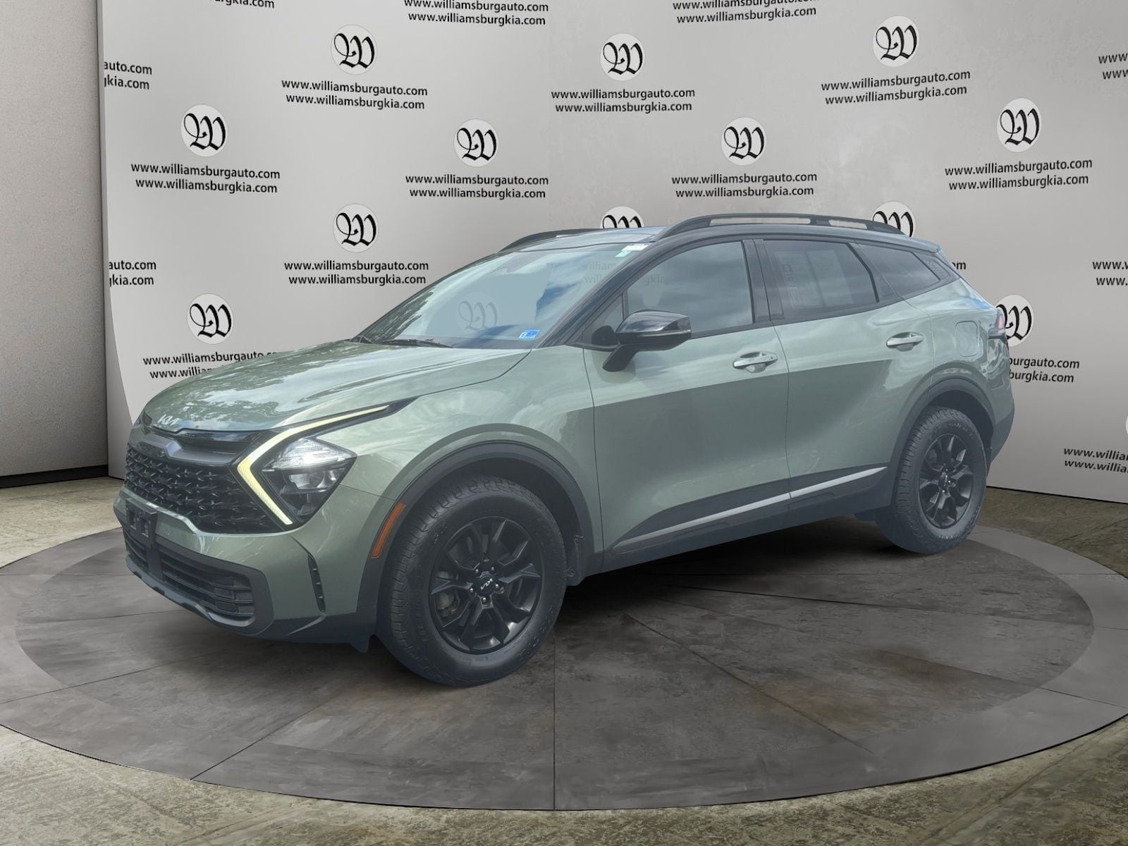 Pre-Owned 2023 Kia Sportage X-Pro - photo - 0
