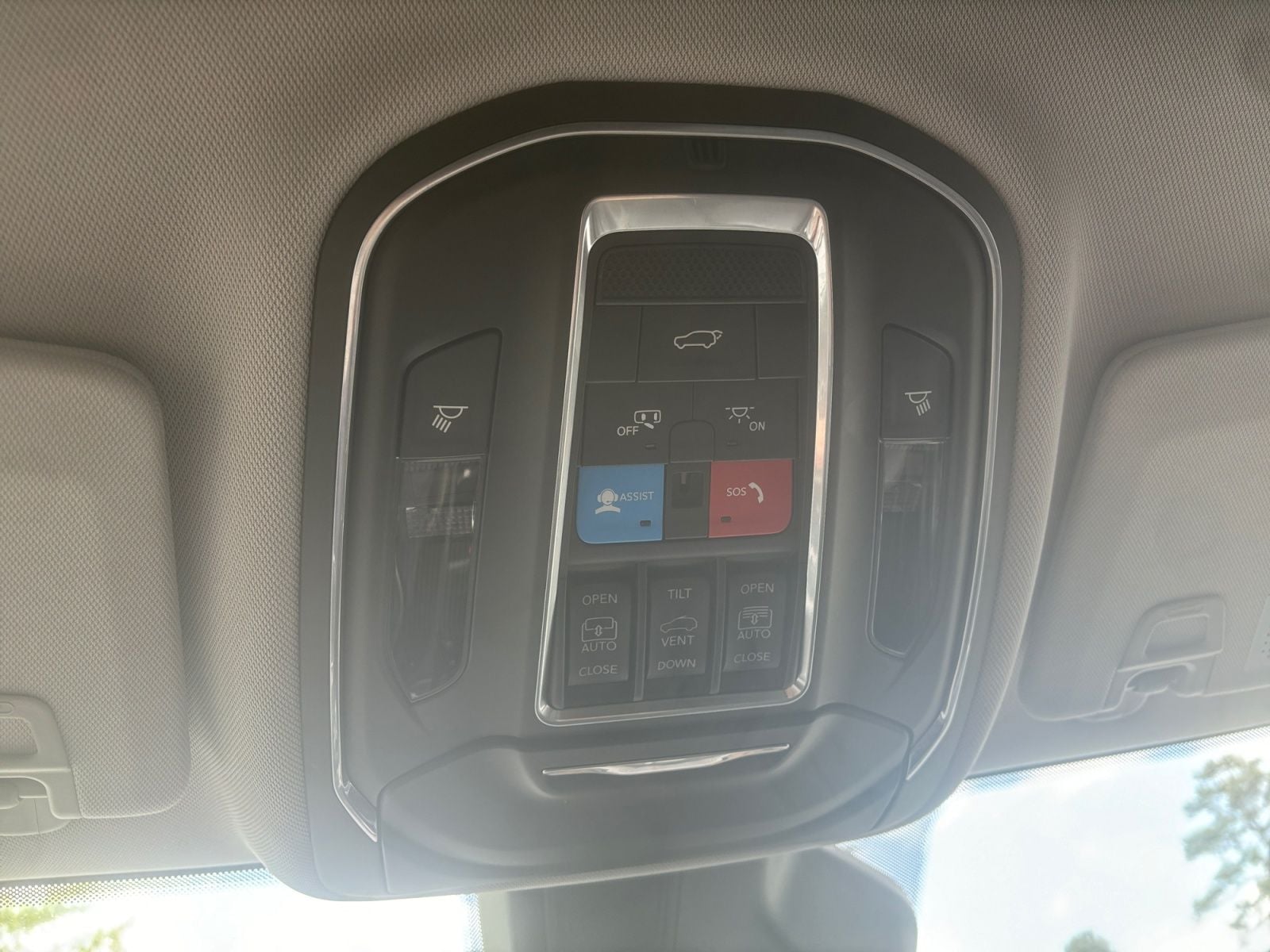 Pre-Owned 2022 Jeep Grand Cherokee L Limited - photo - 28