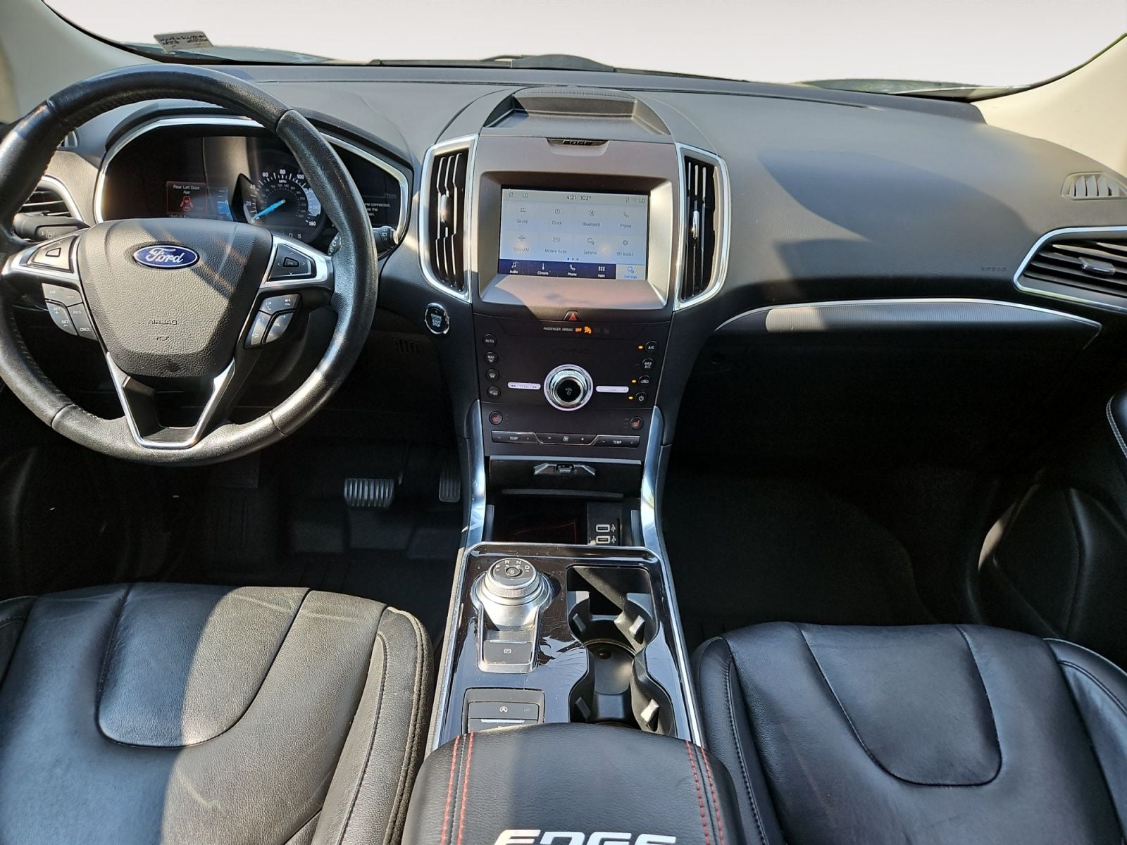 Pre-Owned 2020 Ford Edge Titanium - photo - 9