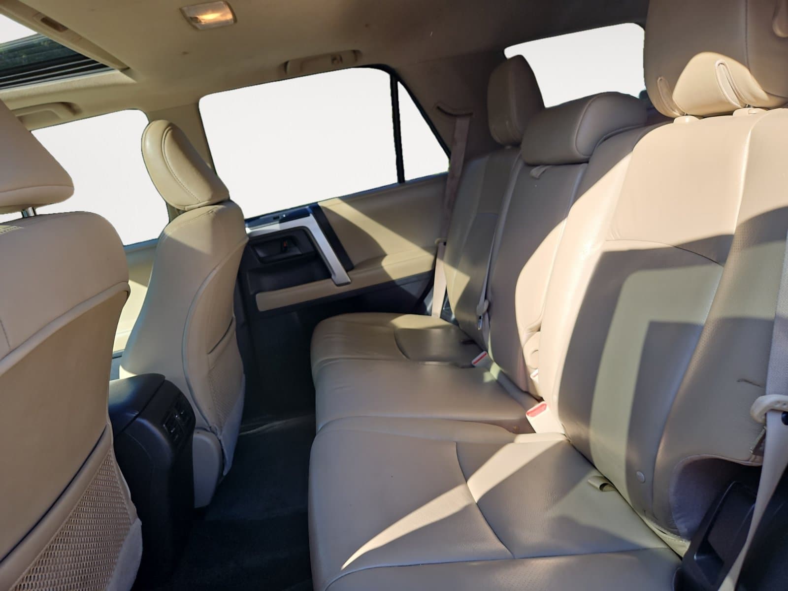 Pre-Owned 2013 Toyota 4Runner Limited - photo - 12
