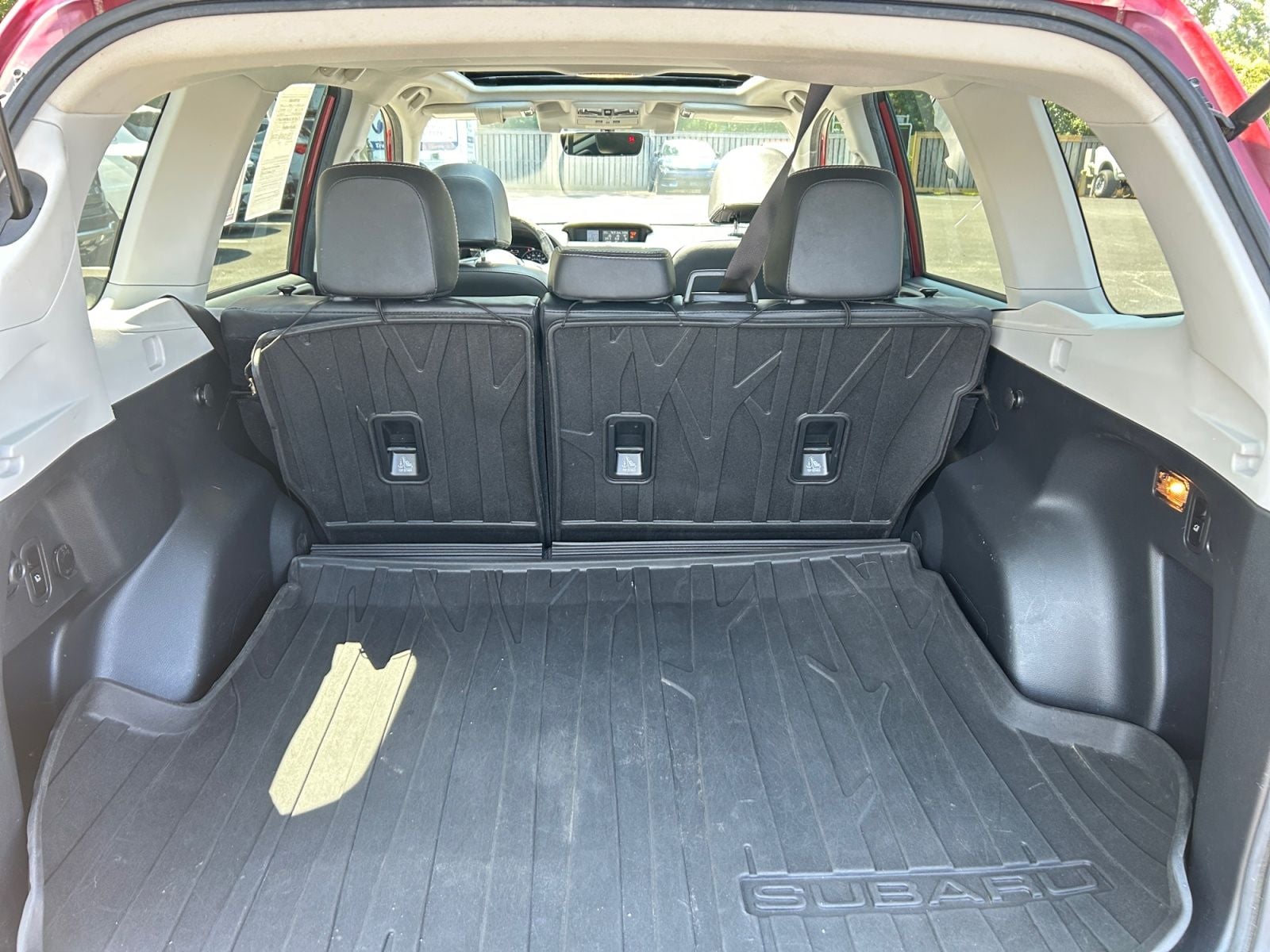 Pre-Owned 2017 Subaru Forester 2.5i Touring - photo - 26