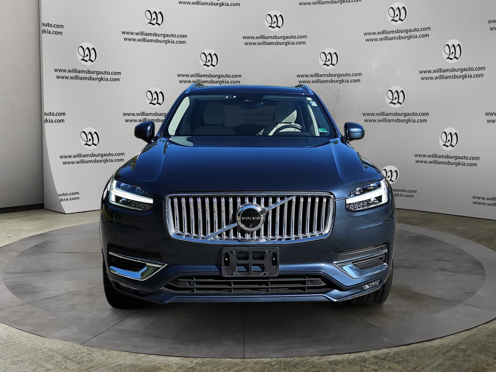 Pre-Owned 2025 Volvo XC90 B6 Plus 7-Seater - photo - 7