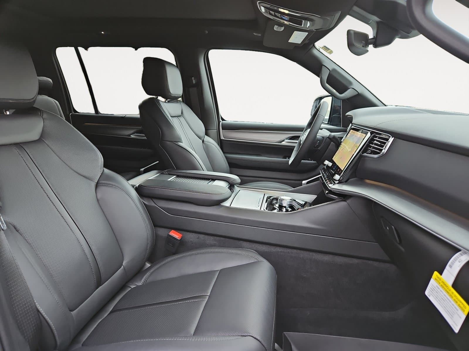 New 2026 Jeep Grand Wagoneer Limited Reserve - photo - 14