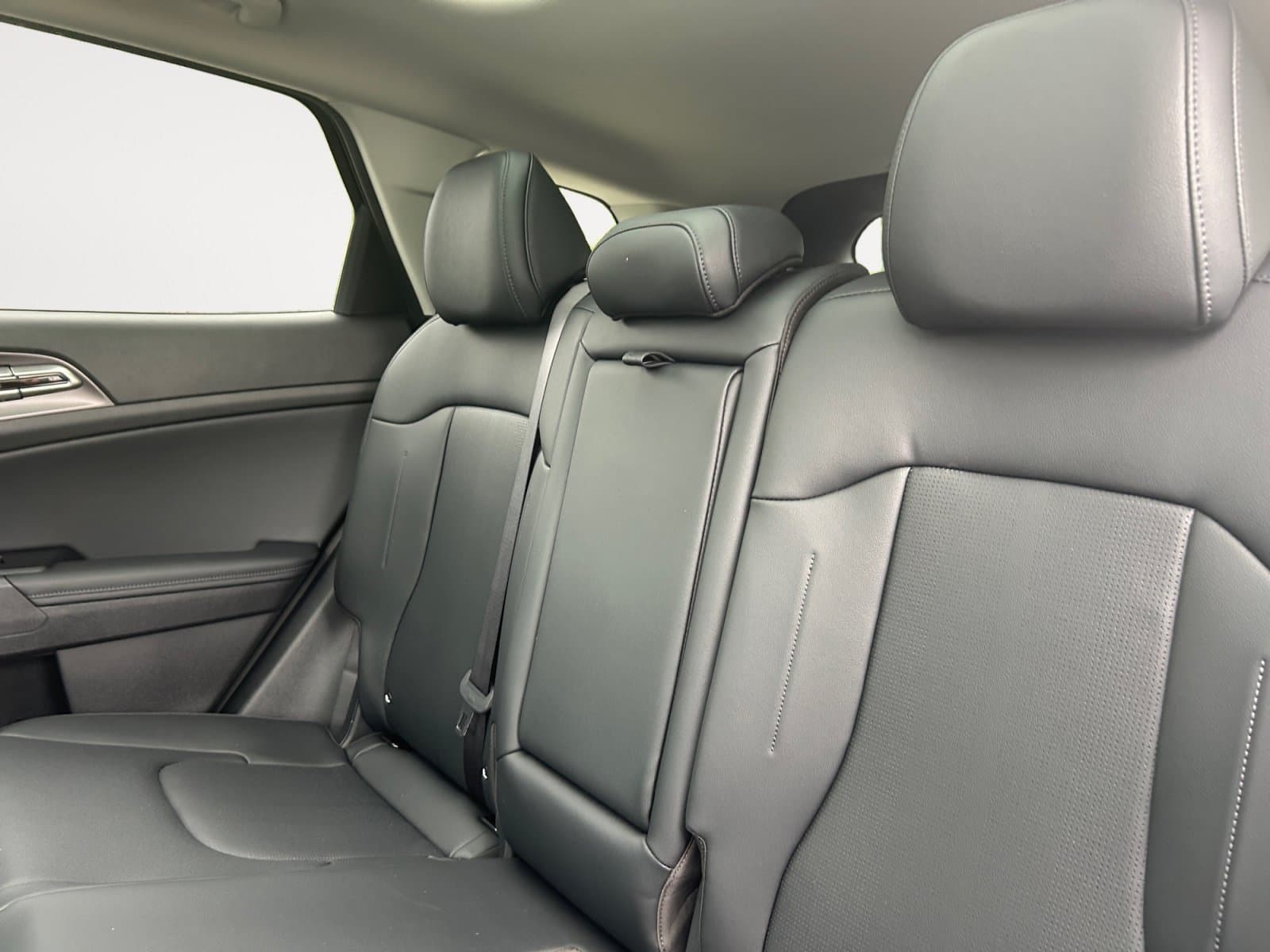 New 2027 Kia Sportage Hybrid EX - photo - 12