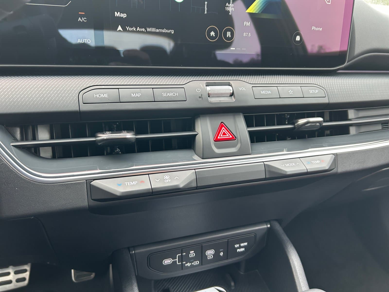 New 2026 Kia K4 GT-Line Turbo - photo - 27