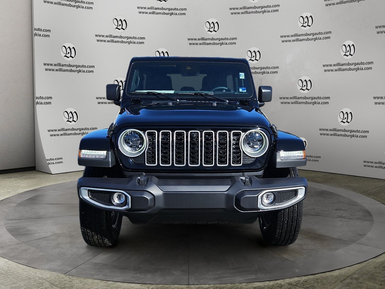 New 2025 Jeep Wrangler Sahara - photo - 7