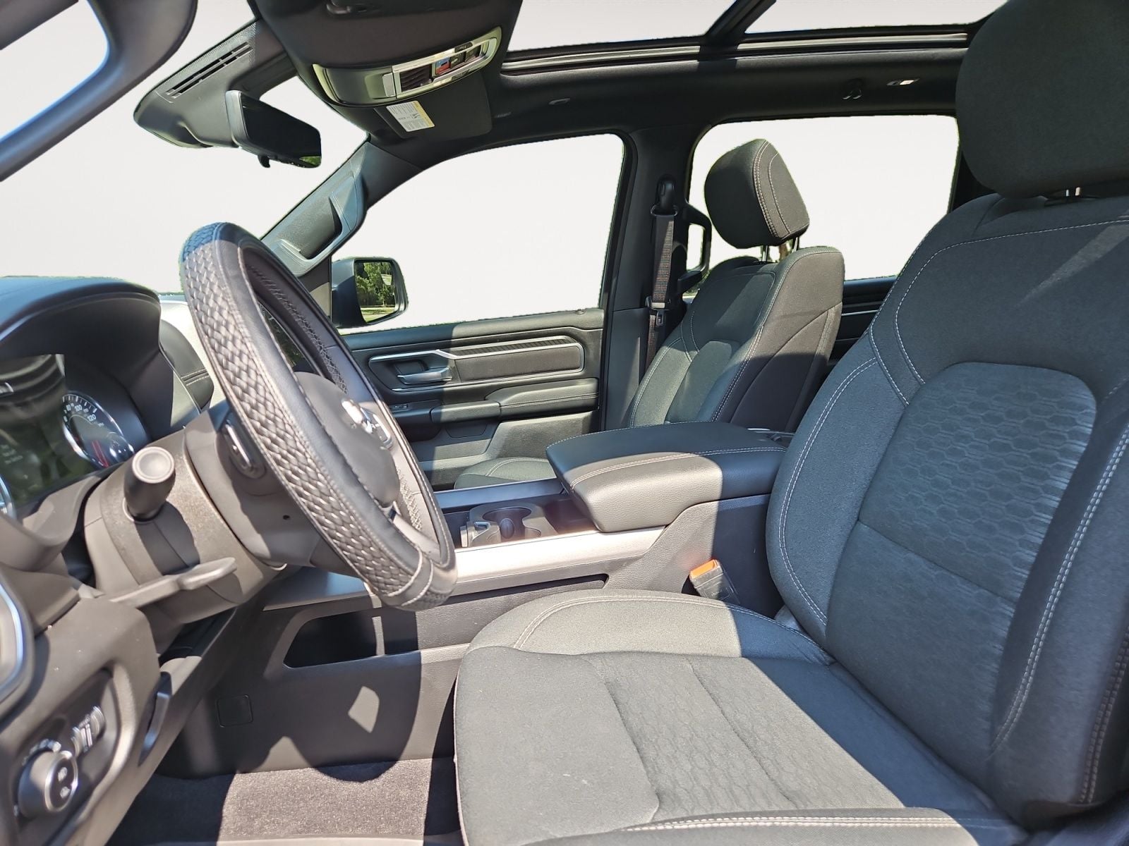 Pre-Owned 2025 Ram 1500 Big Horn/Lone Star - photo - 8
