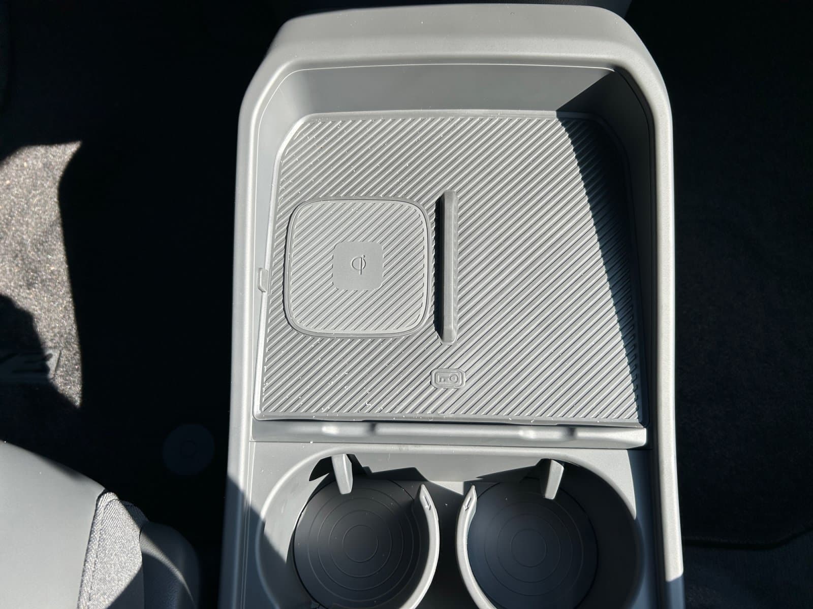 New 2027 KIA EV3 WIND FWD - photo - 25