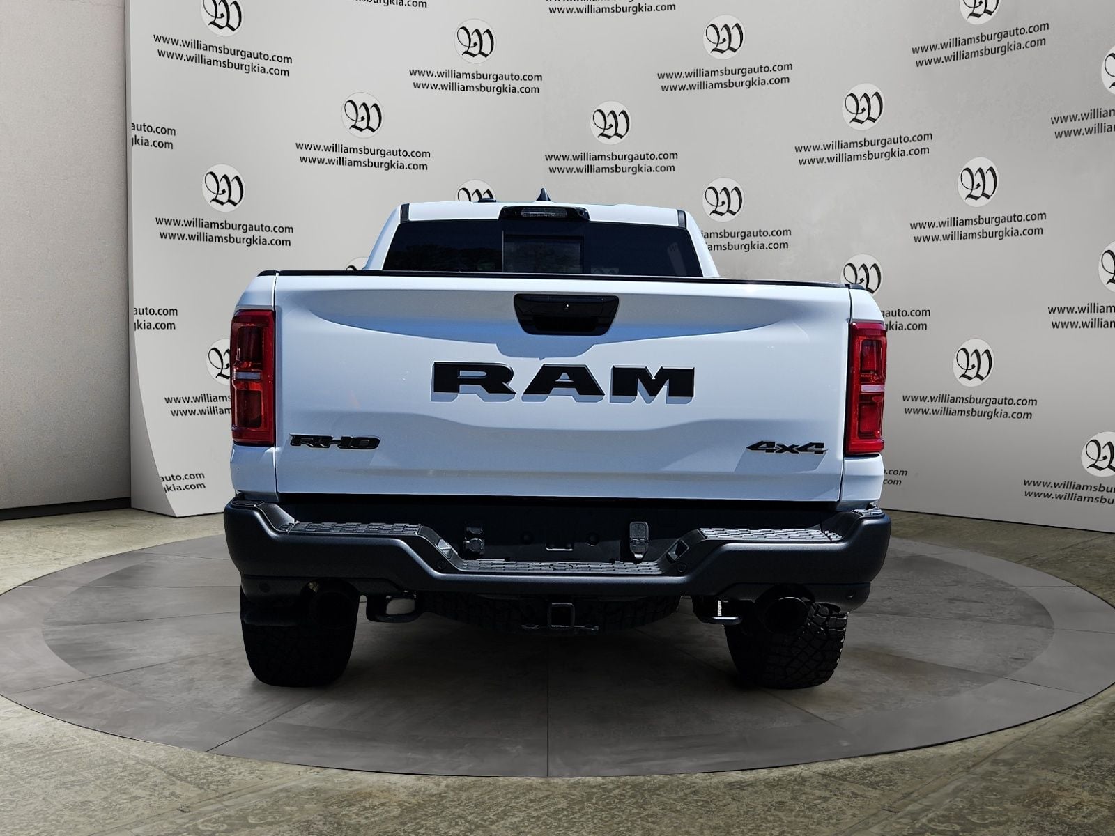New 2026 Ram 1500 RHO - photo - 3