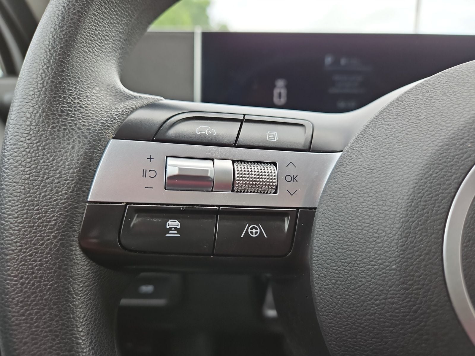 Pre-Owned 2025 Hyundai Sonata SEL - photo - 24