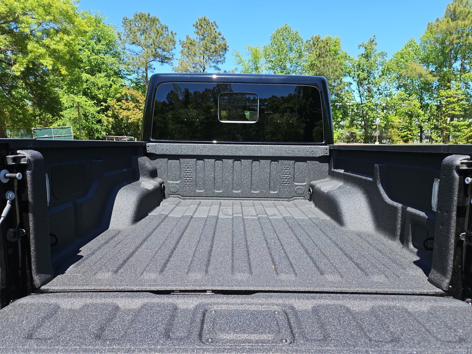 New 2026 Jeep Gladiator Shadow Ops - photo - 18
