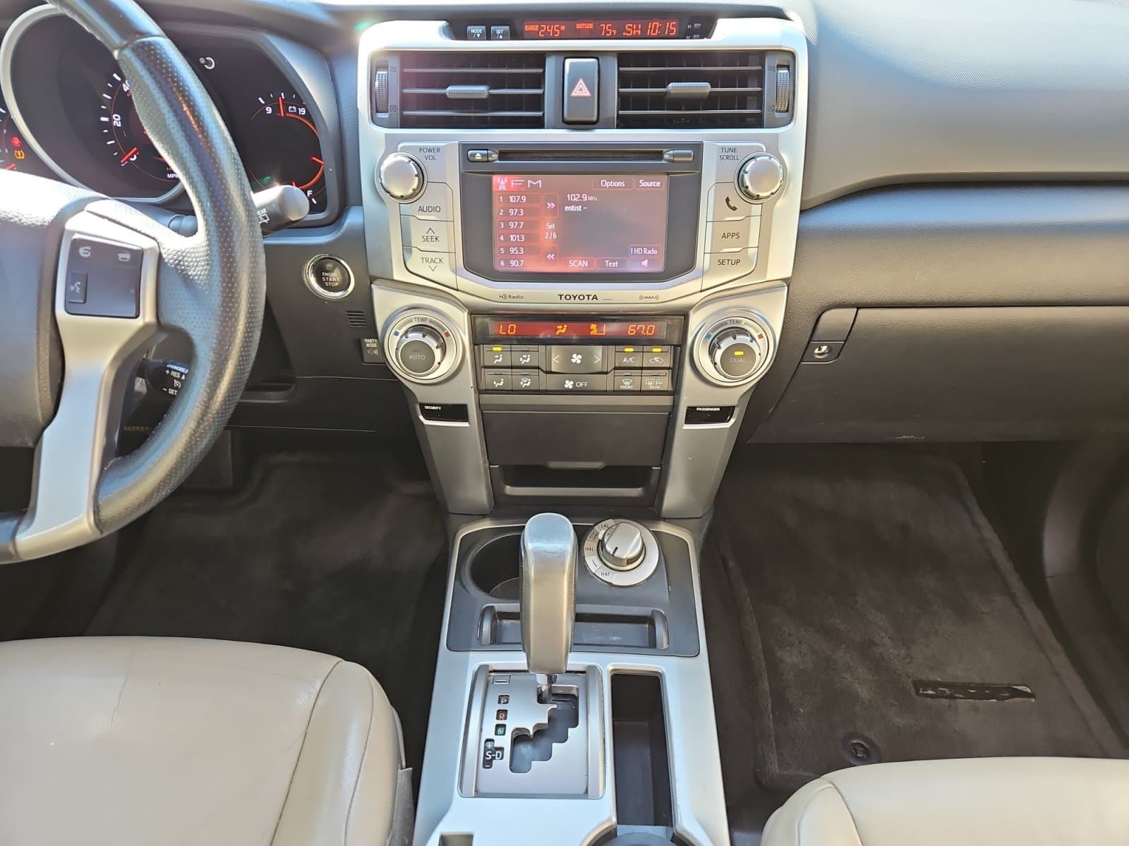 Pre-Owned 2013 Toyota 4Runner Limited - photo - 10