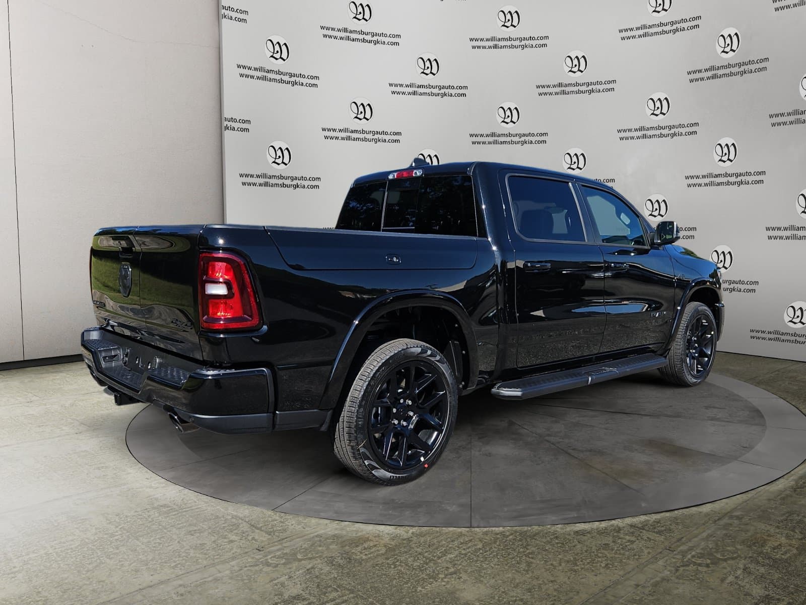 New 2027 Ram 1500 Laramie - photo - 4
