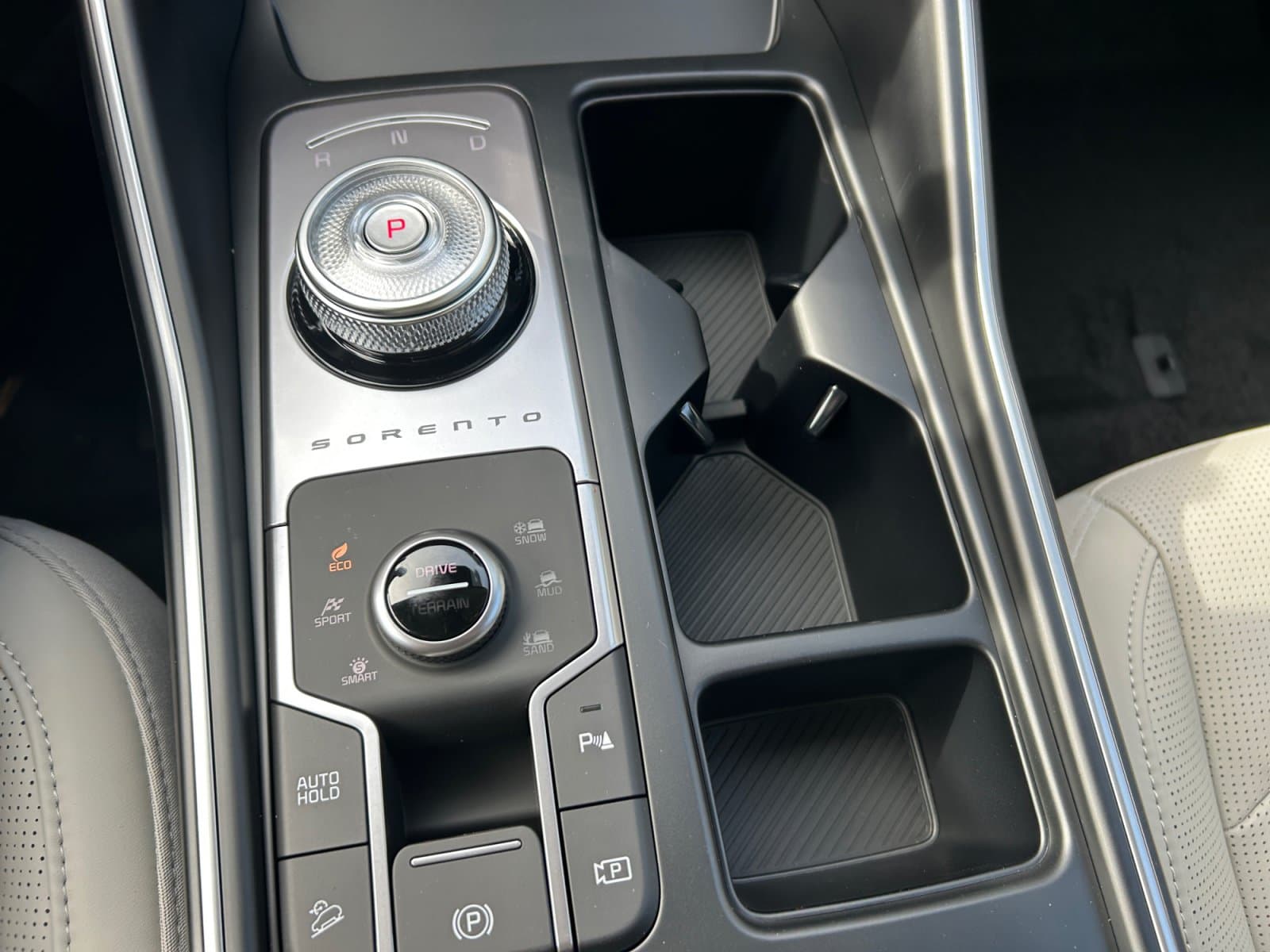 New 2026 Kia Sorento Hybrid EX - photo - 25