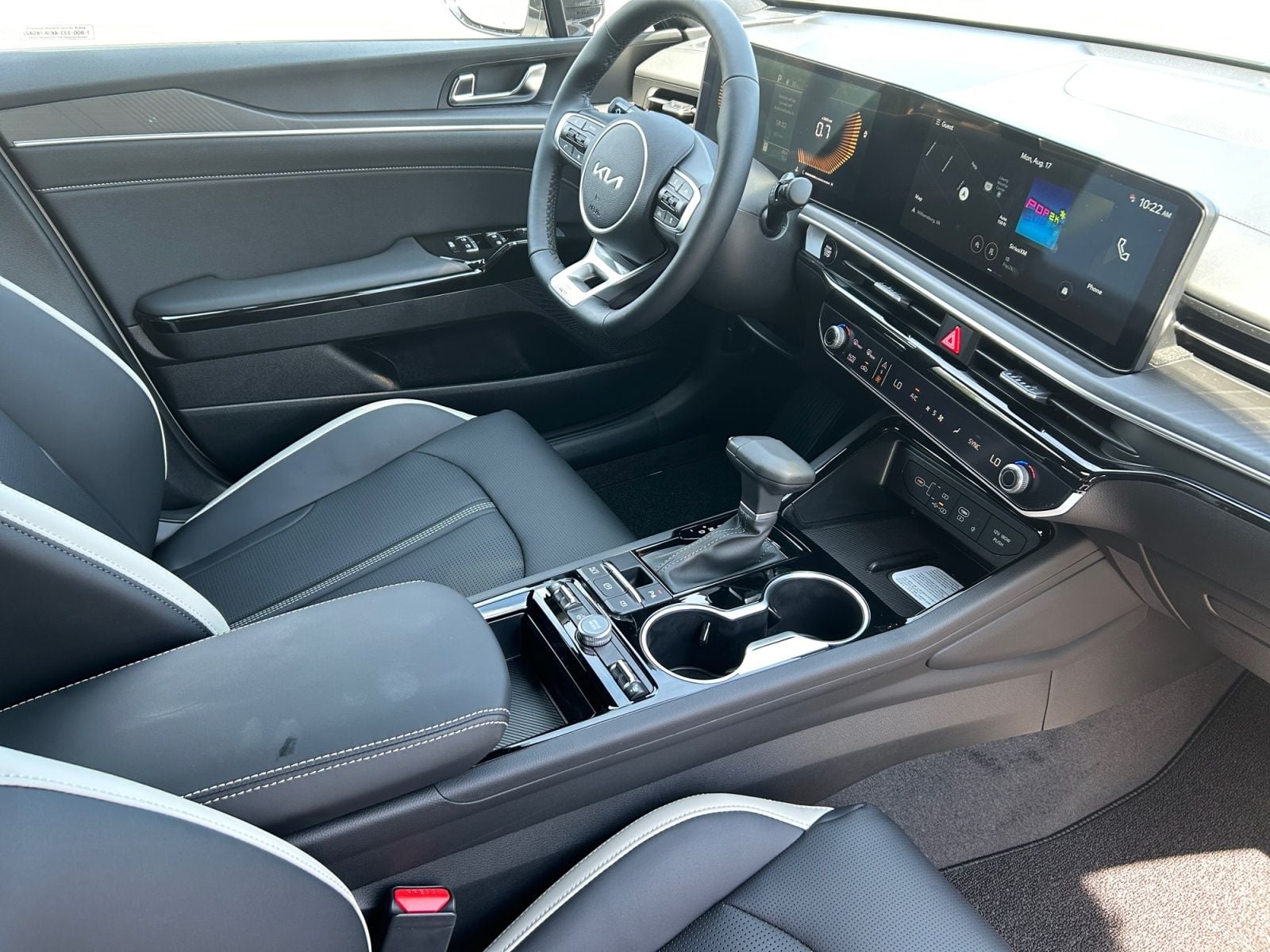 New 2026 Kia K5 GT-Line - photo - 28