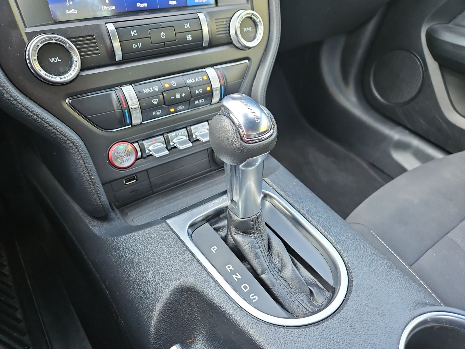 Pre-Owned 2023 Ford Mustang EcoBoost - photo - 24