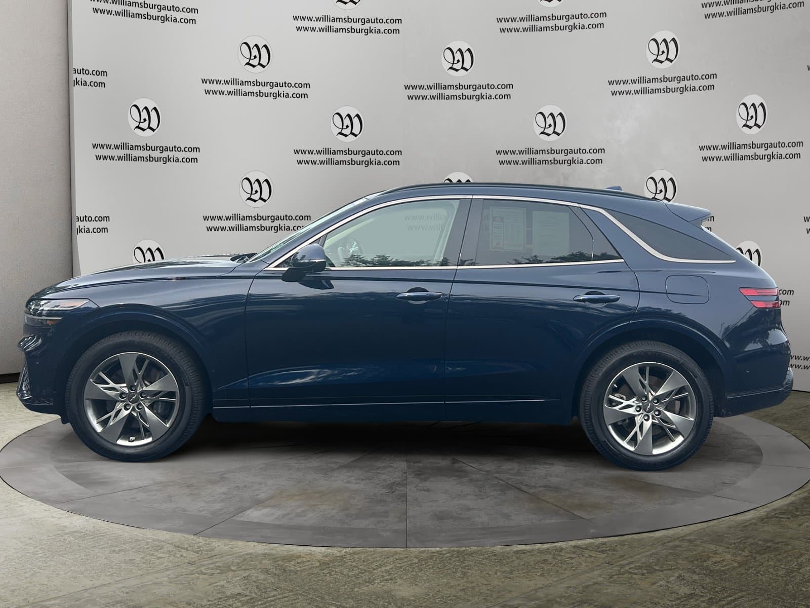 Pre-Owned 2022 Genesis GV70 3.5T Sport - photo - 1