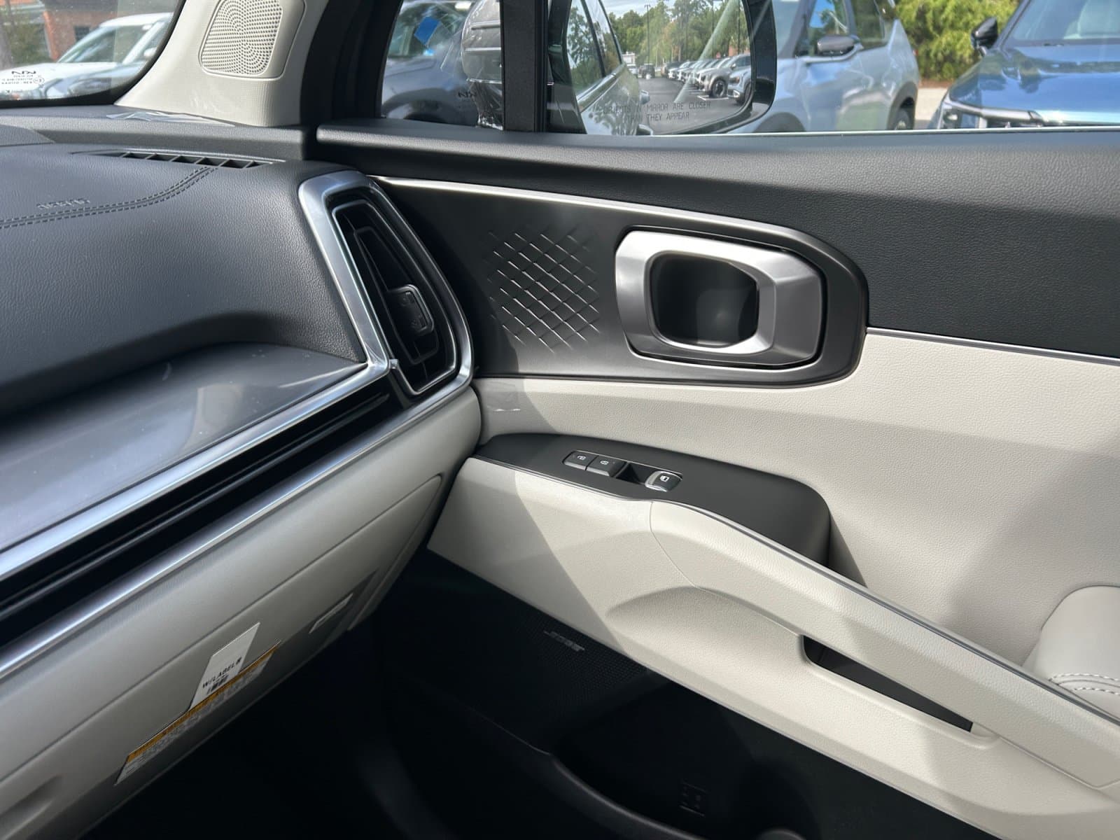 New 2026 Kia Sorento Hybrid EX - photo - 23