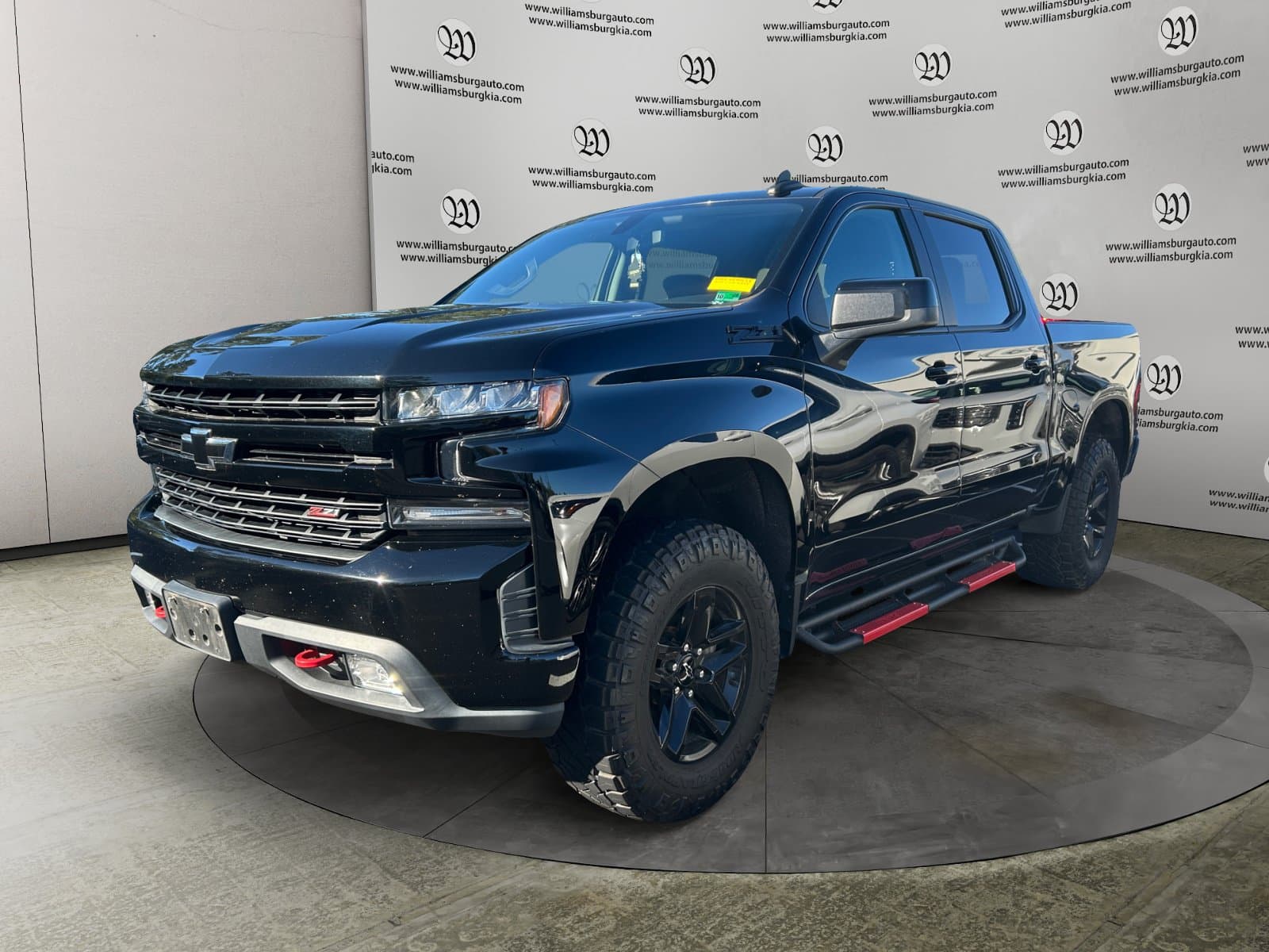 Pre-Owned 2019 Chevrolet Silverado 1500 LT Trail Boss - photo - 0