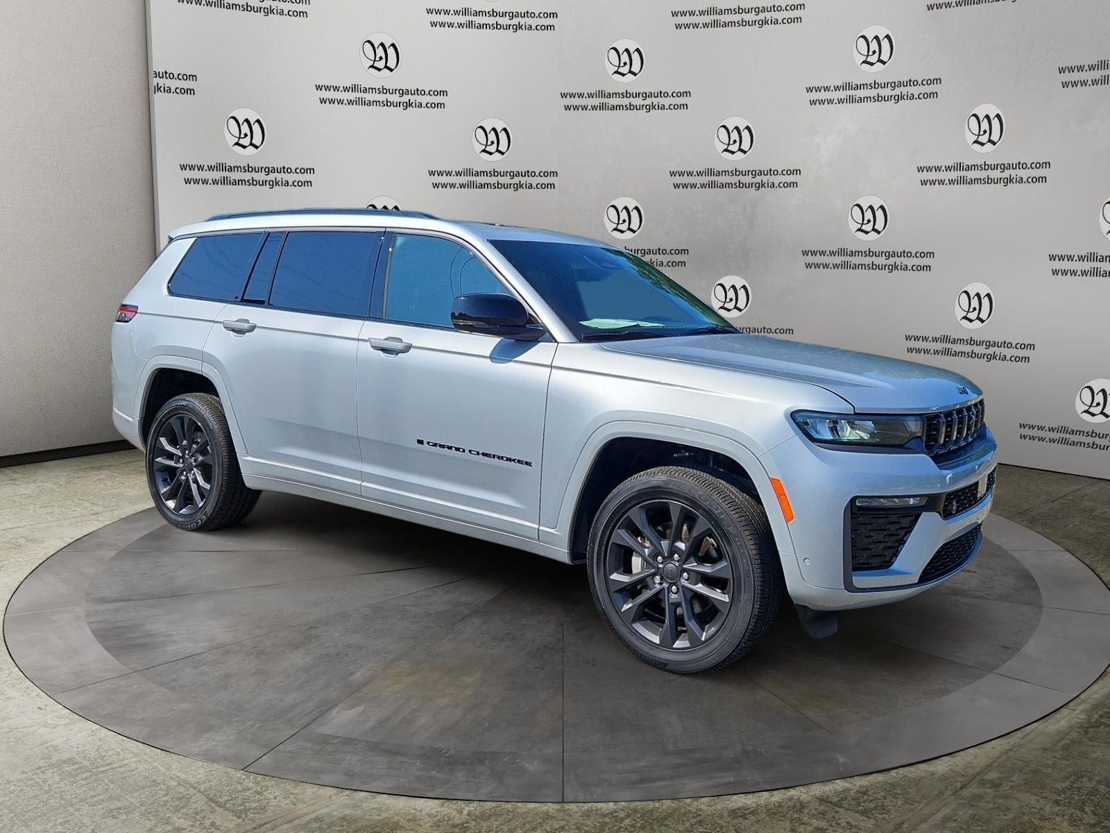 New 2026 Jeep Grand Cherokee L Limited Reserve - photo - 6