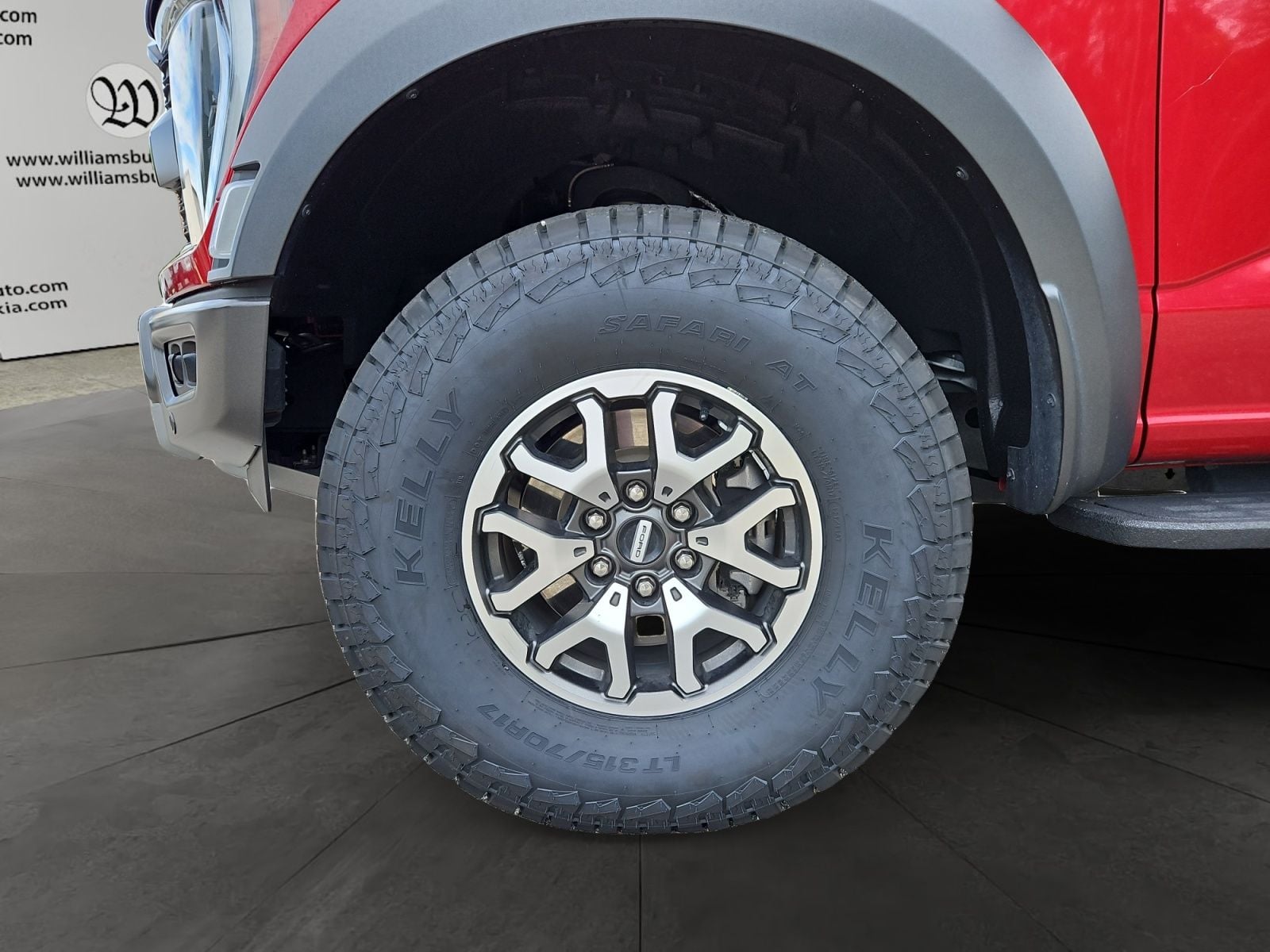 Pre-Owned 2021 Ford F-150 Raptor - photo - 13