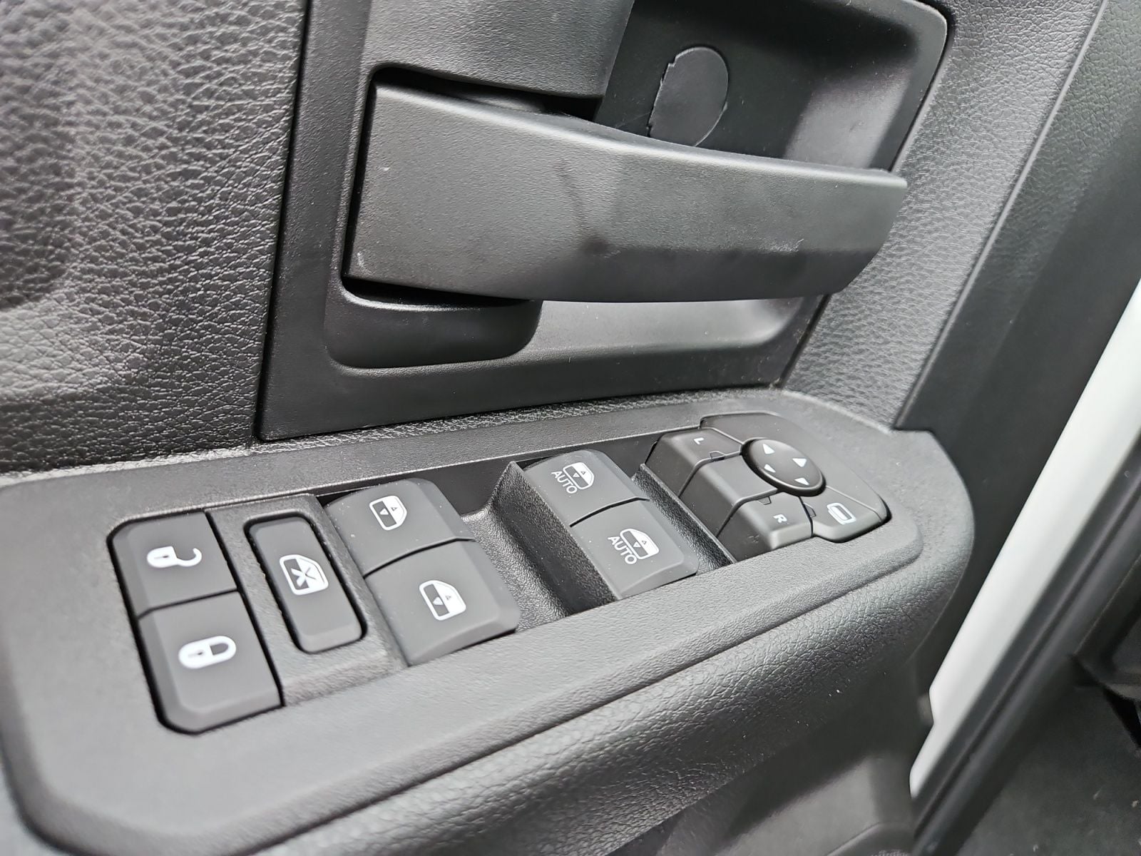 New 2026 Ram 2500 Tradesman - photo - 21