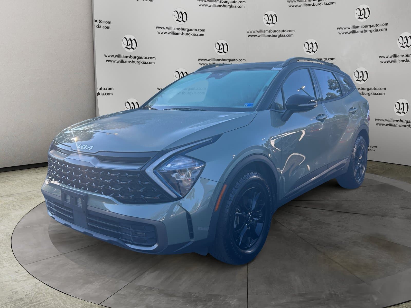 Pre-Owned 2023 Kia Sportage X-Pro - photo - 0
