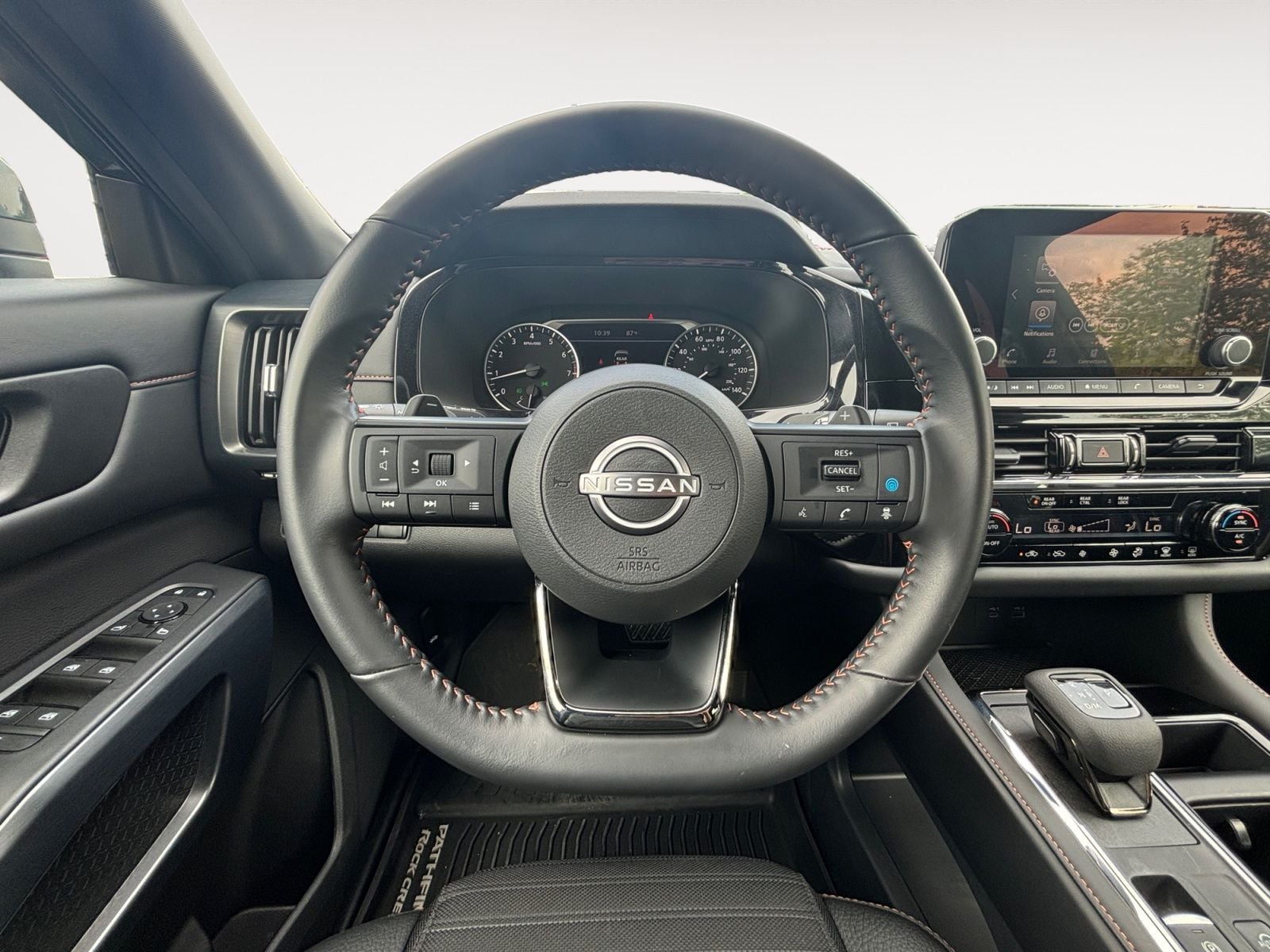 Pre-Owned 2025 Nissan Pathfinder Rock Creek - photo - 11