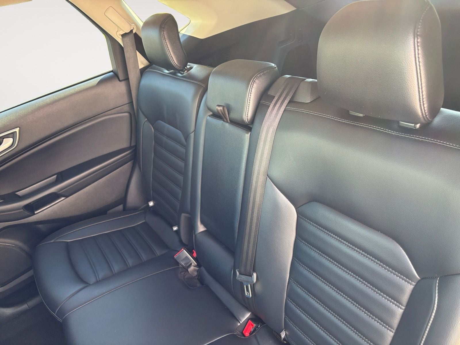 Pre-Owned 2024 Ford Edge SEL - photo - 12