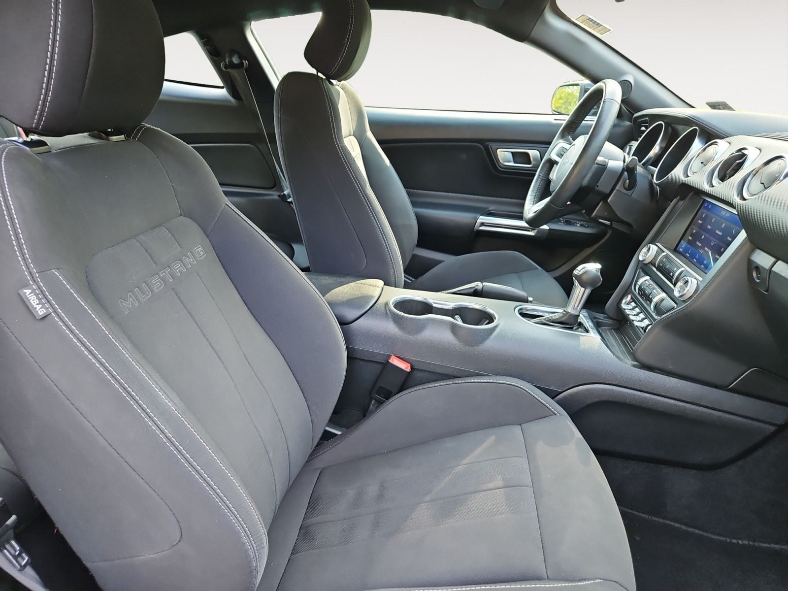 Pre-Owned 2023 Ford Mustang EcoBoost - photo - 14