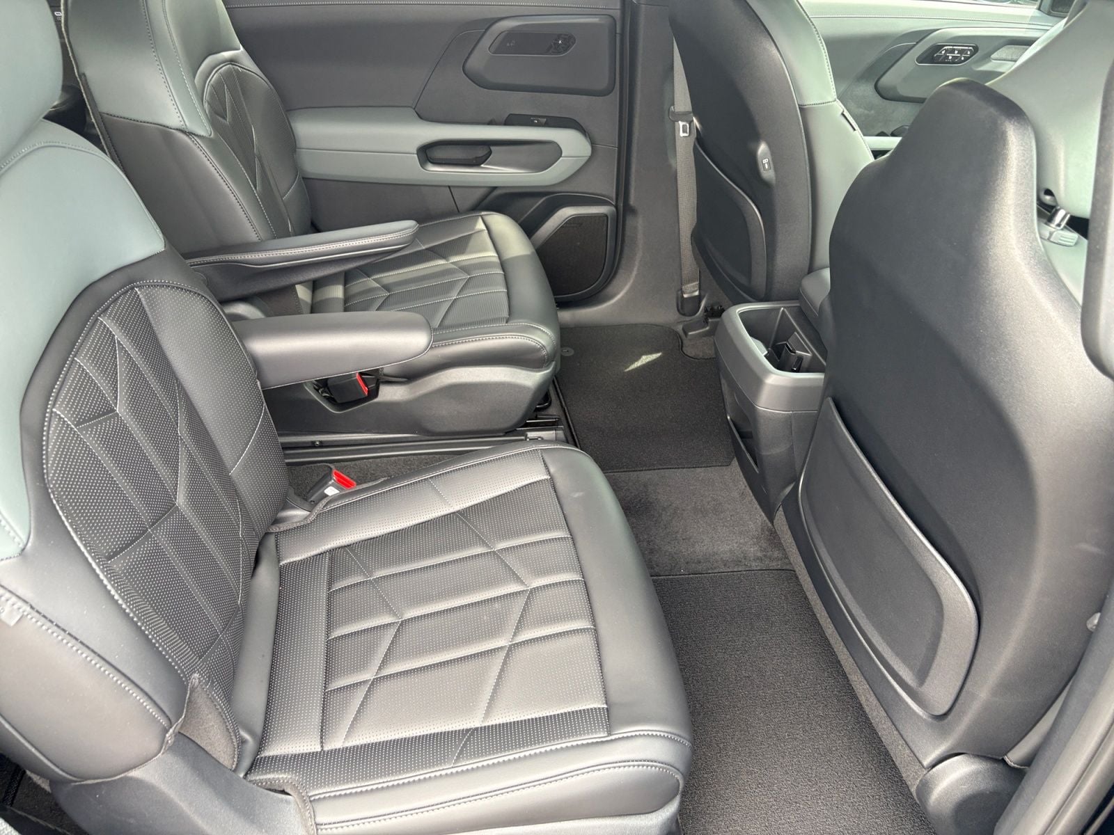 New 2027 Kia Telluride Hybrid X-Line SX - photo - 15