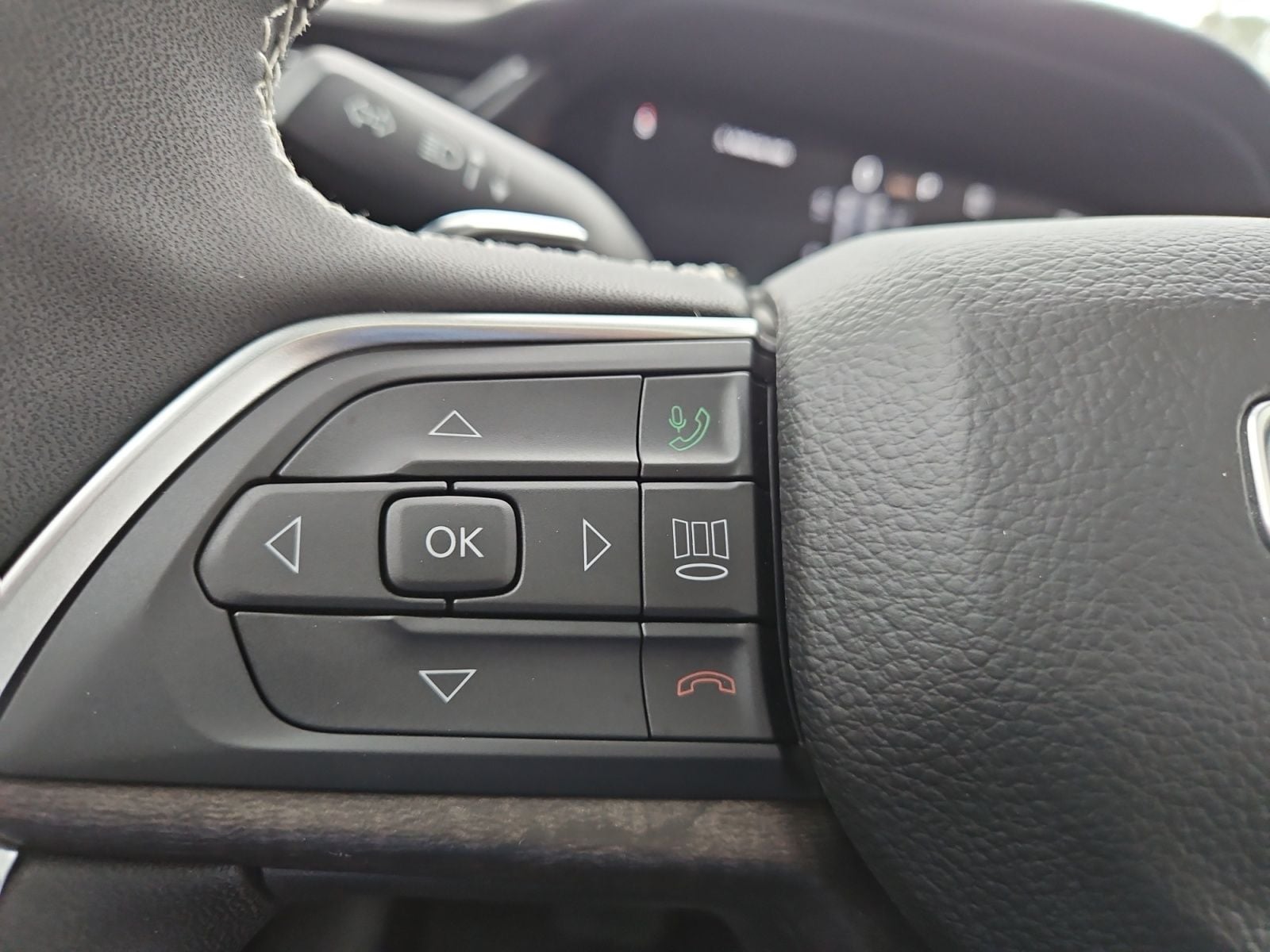 New 2026 Jeep Grand Cherokee Altitude - photo - 23